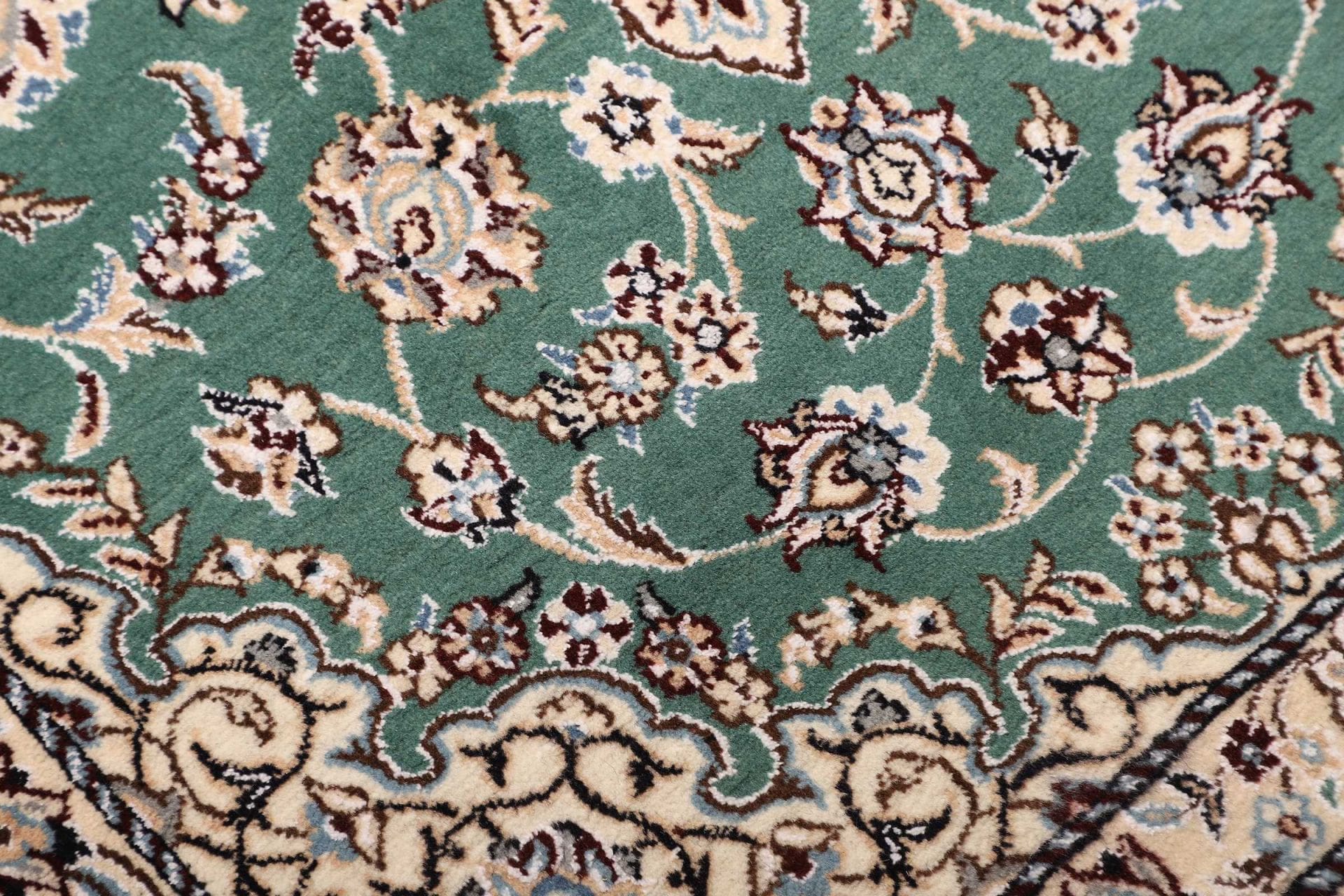 Hand-Knotted Wool Nain Persian Rug, 83 × 120 cm
