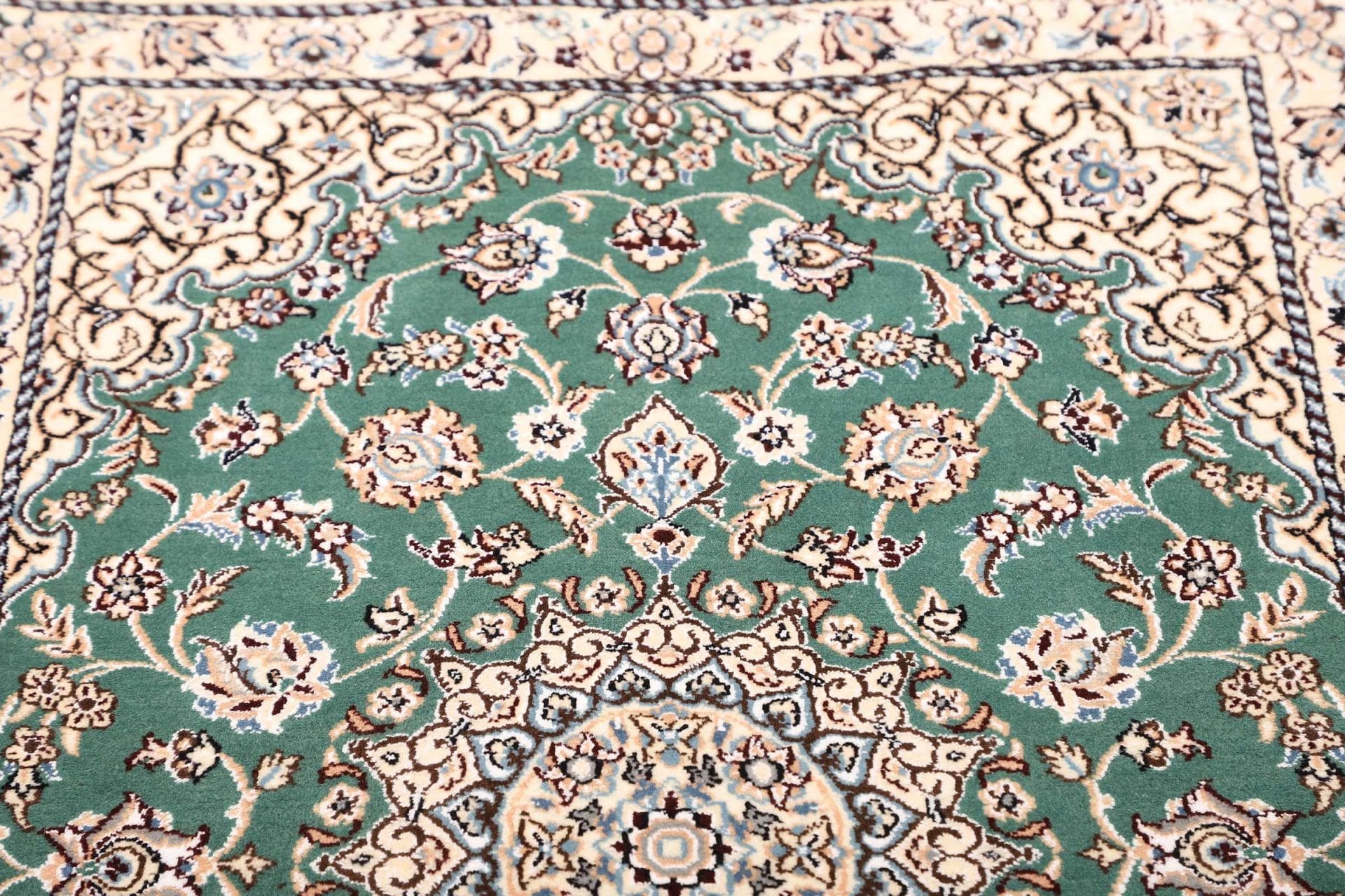 Hand-Knotted Wool Nain Persian Rug, 83 × 120 cm