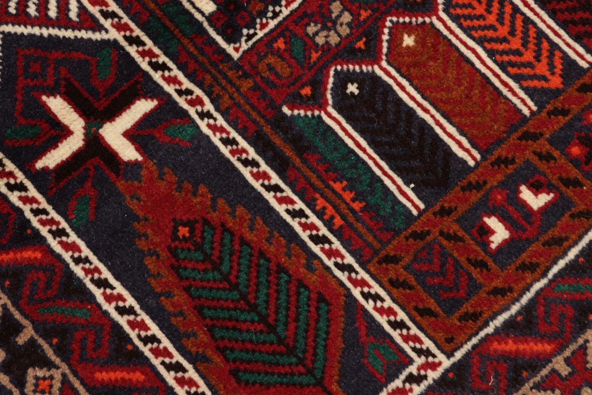 Nain Persian Rug — hand-knotted, 104 × 191 cm, Wool