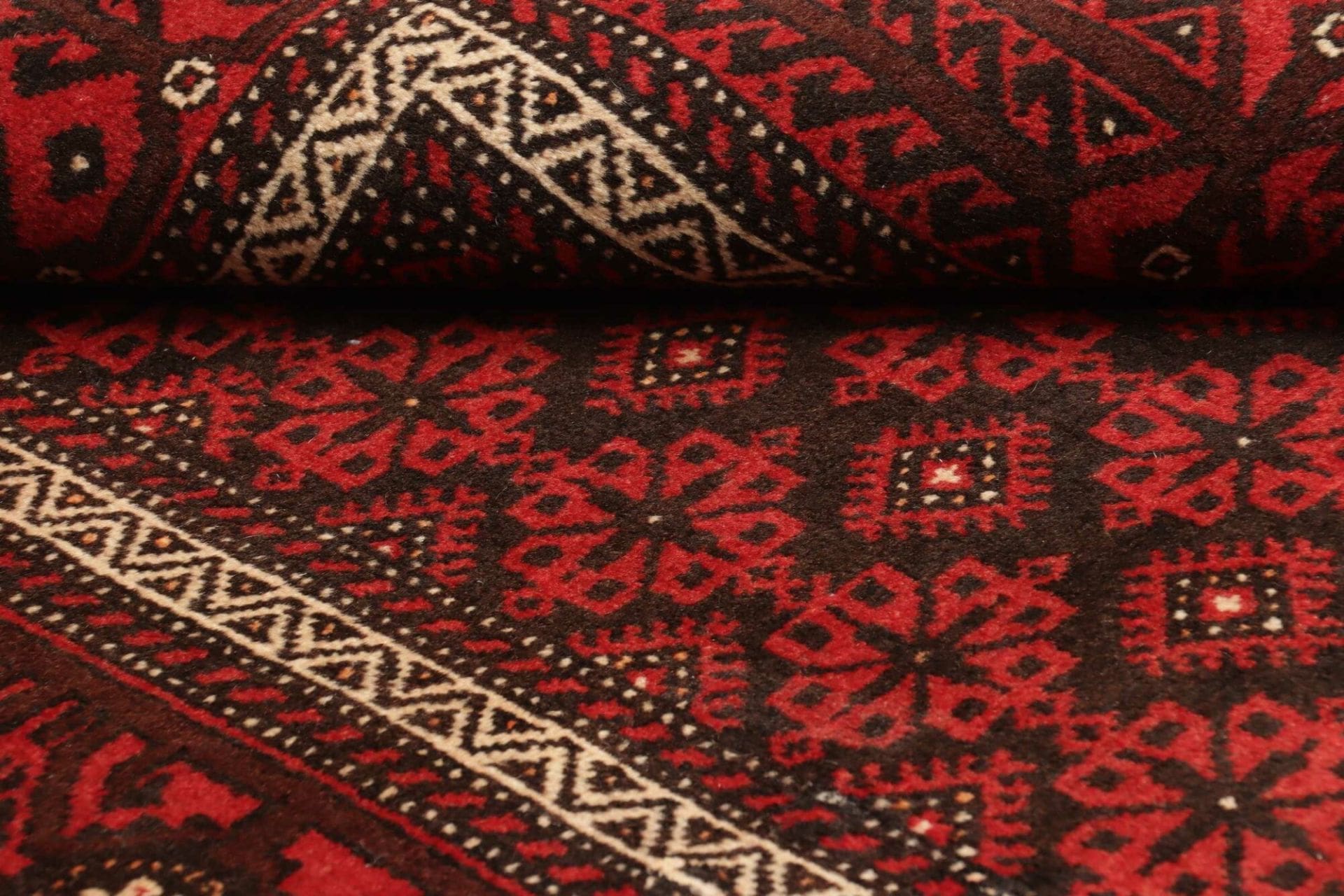 Nain Persian Rug 112 × 211 cm, Wool, hand-knotted