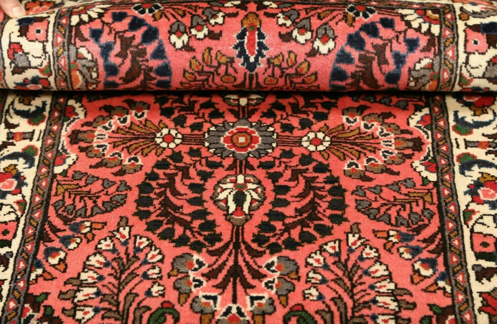 orientteppich-hamadan-73-x-137cm-schurwolle-geometrisches-muster-handgeknupft-7 Hamadan Persian Rug — hand-knotted, 73 × 137 cm, Wool