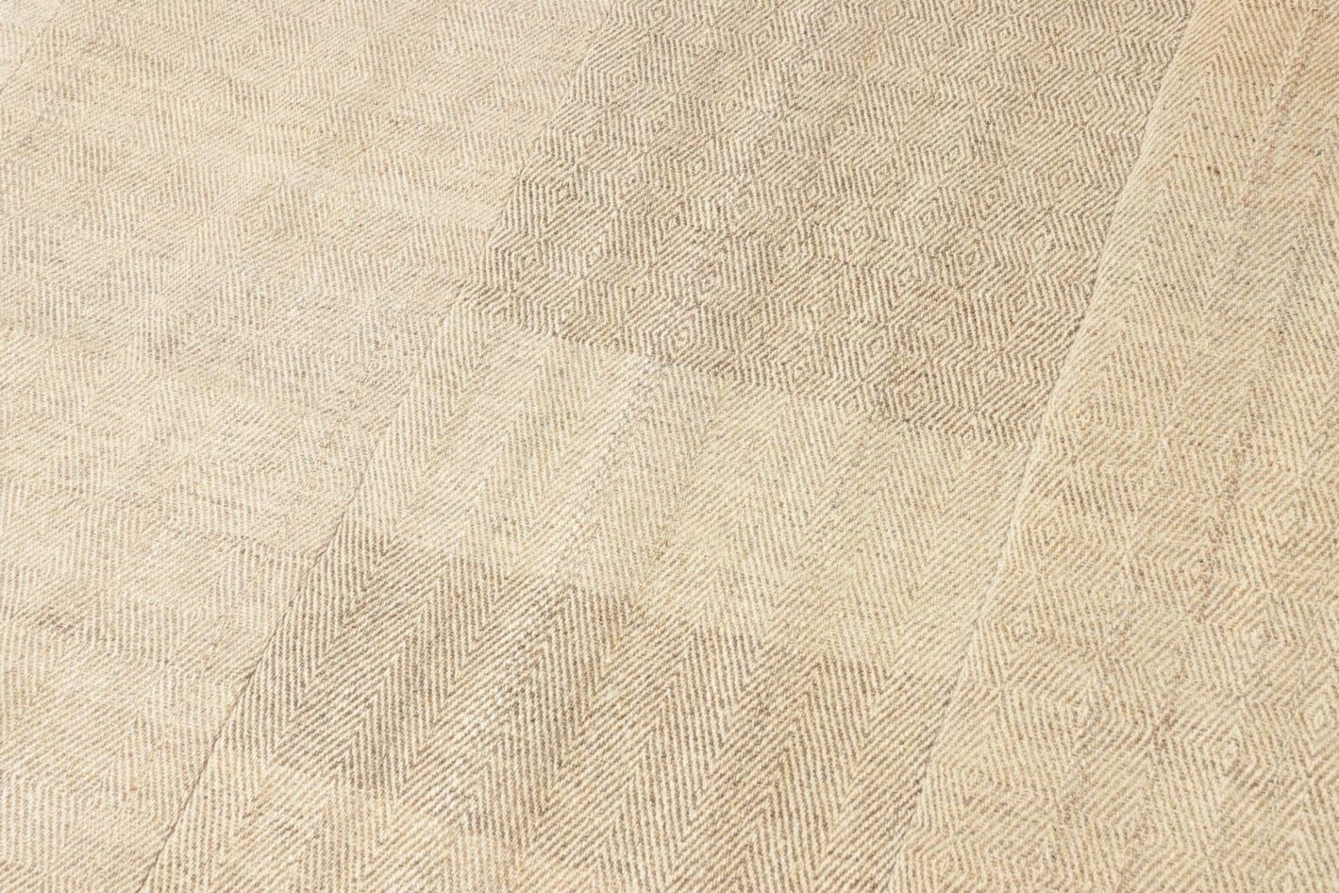 Hand-Woven Wool Kilim Persian Rug, 213 × 262 cm