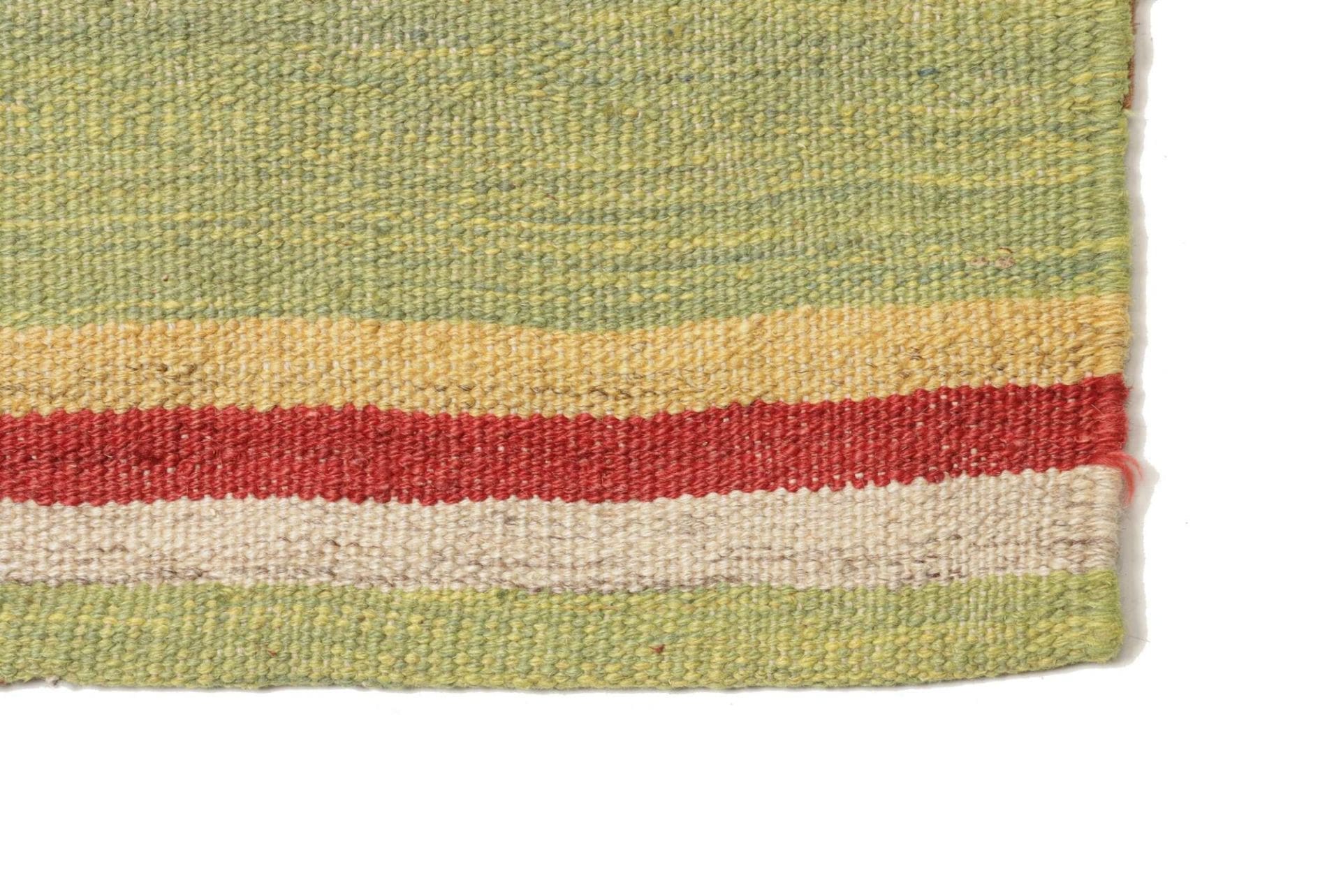 Hand-Woven Wool Kilim Persian Rug, 187 × 274 cm