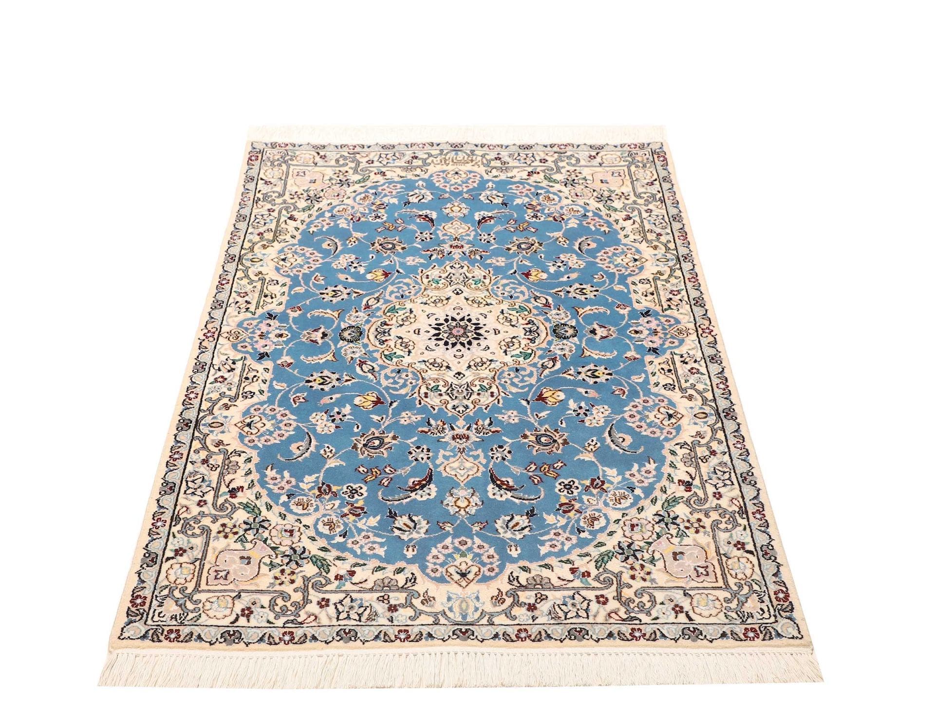 Nain Persian Rug — hand-knotted, 83 × 126 cm, Wool