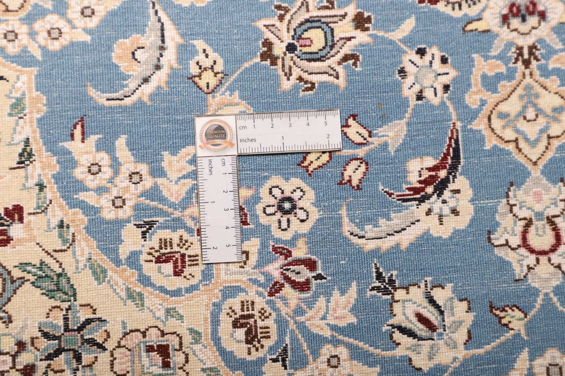 Nain Persian Rug — hand-knotted, 83 × 126 cm, Wool