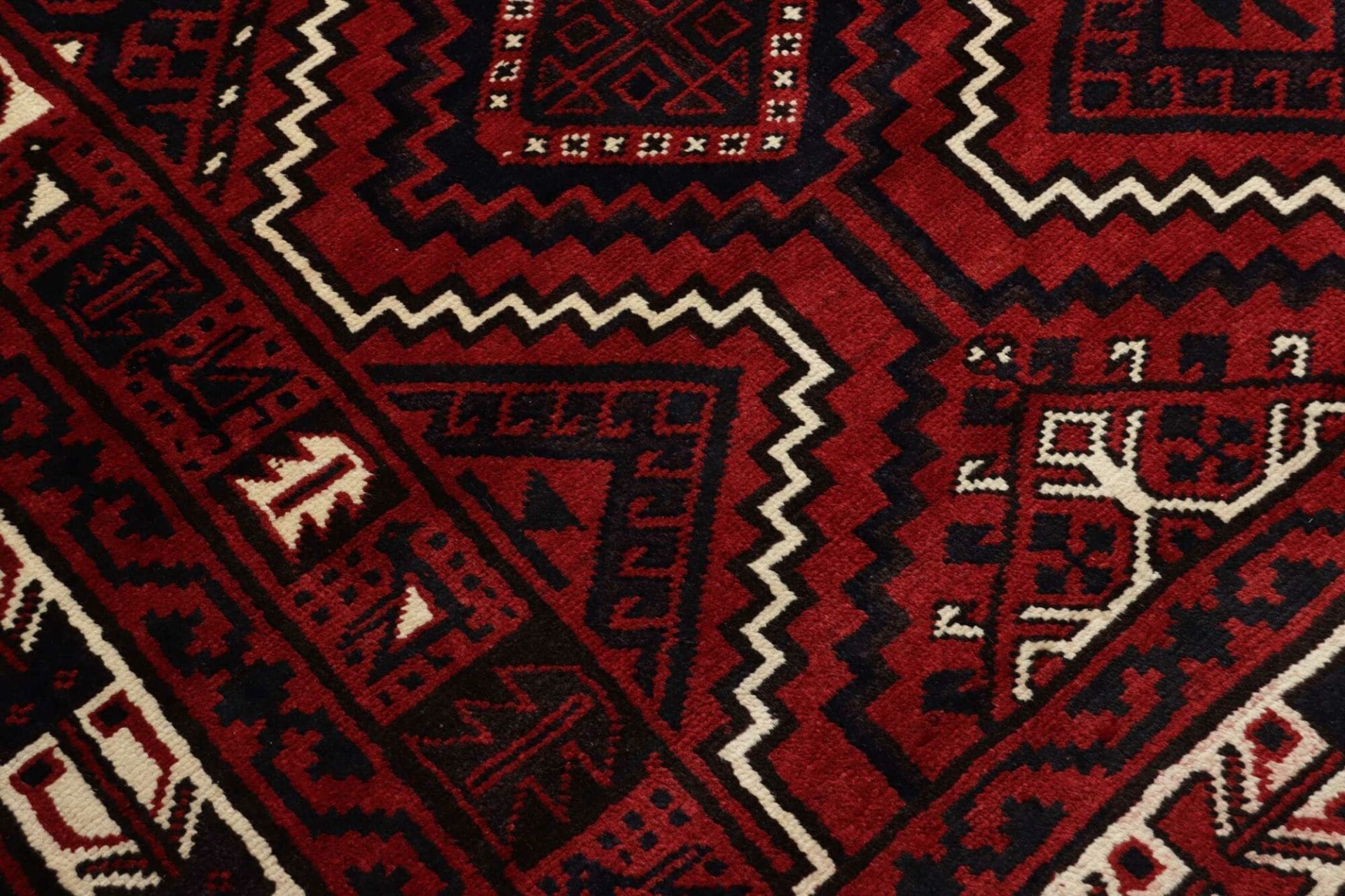 lori-orientteppich-229-x-306cm-geometrisches-muster-handgeknupft-5 Loribaft Persian Rug — hand-knotted, 229 × 306 cm, Wool