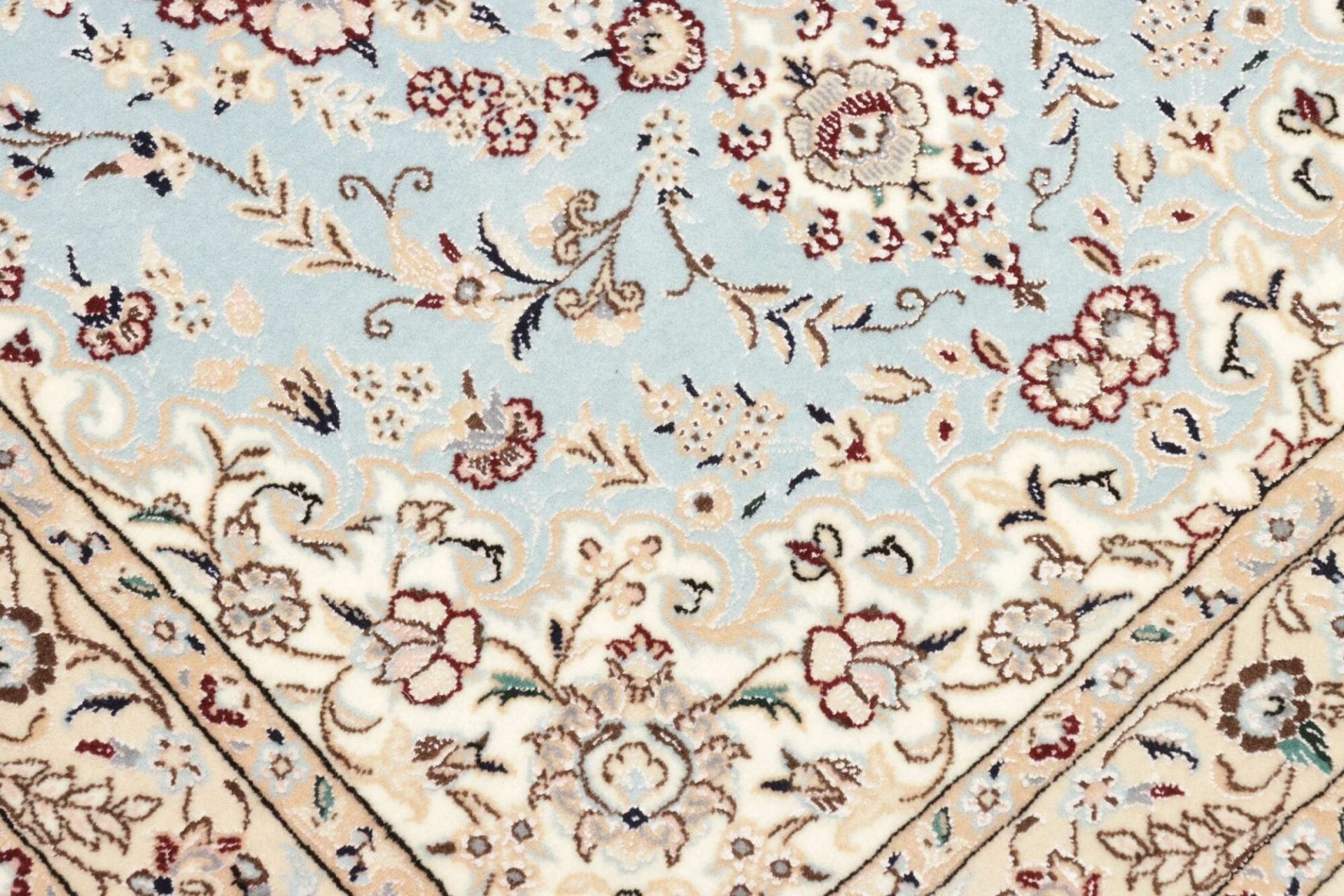Hand-Knotted Wool Nain Persian Rug, 84 × 122 cm