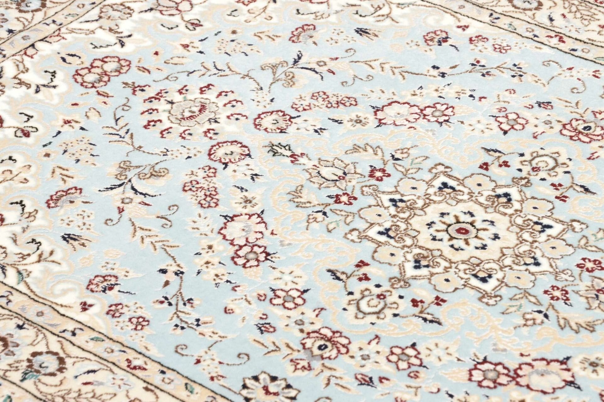 Hand-Knotted Wool Nain Persian Rug, 84 × 122 cm