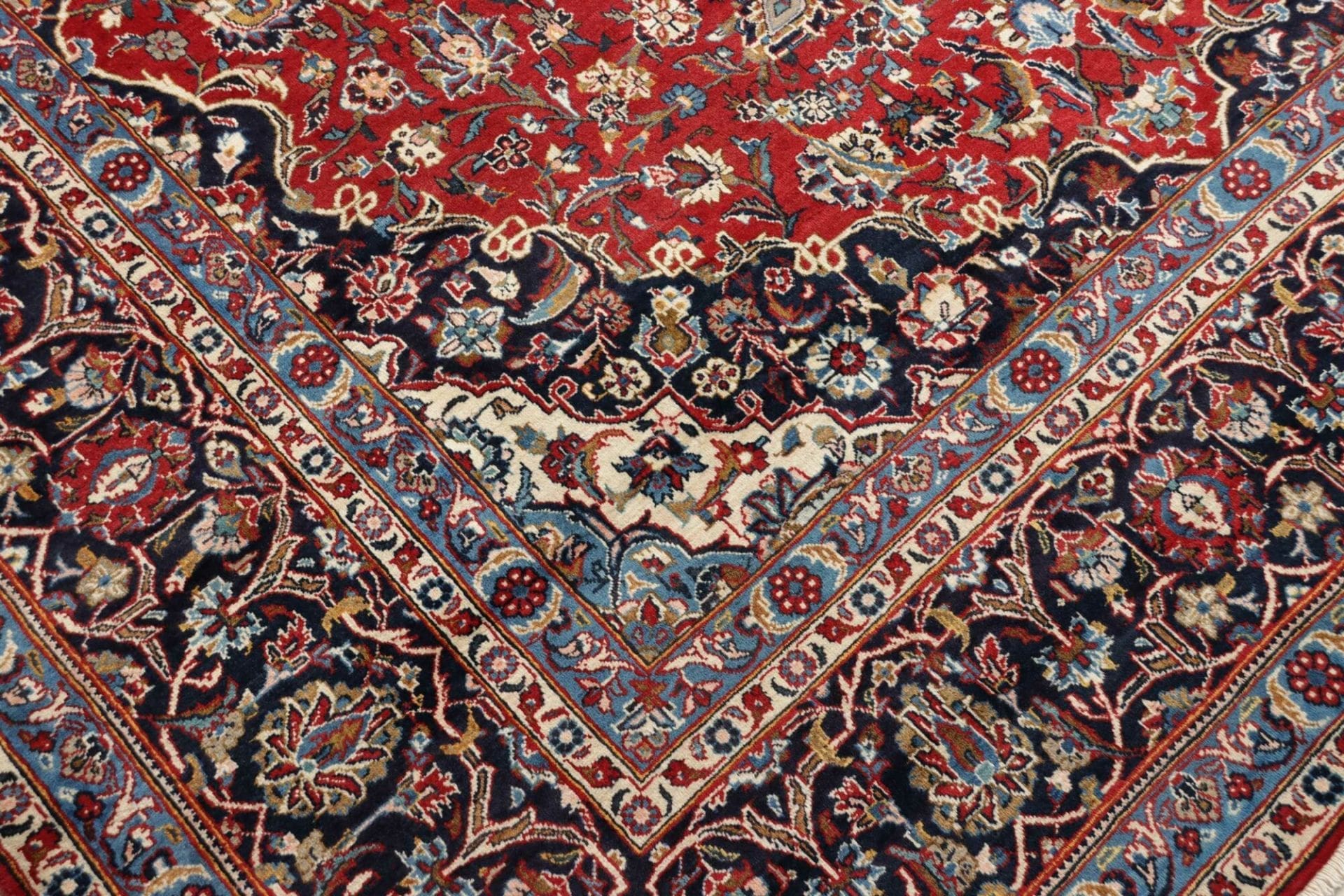 Kashan Persian Rug 258 × 380 cm, Wool, hand-knotted