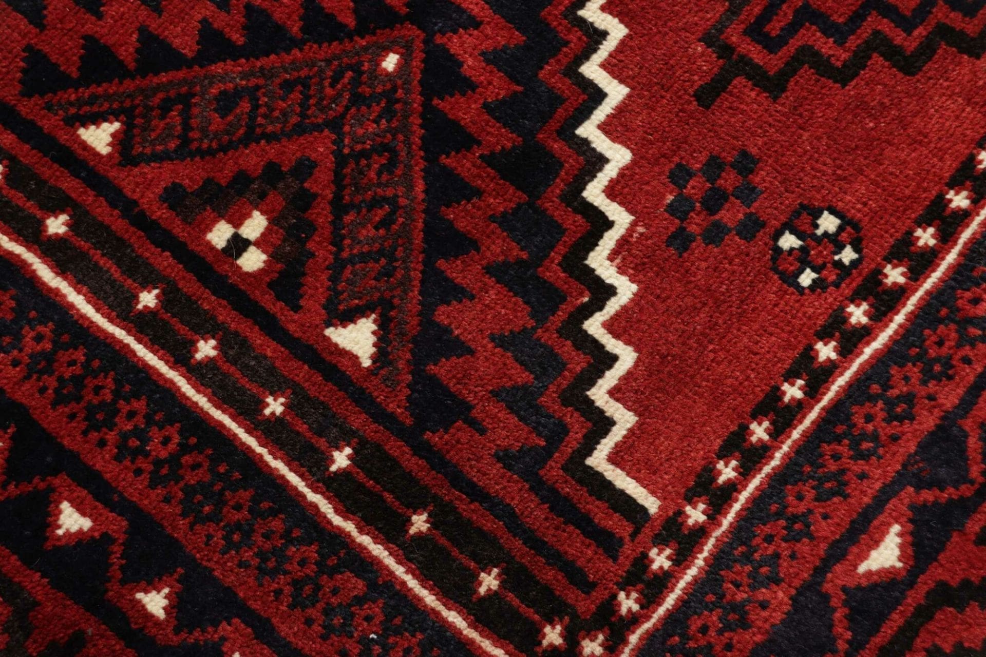 lori-orientteppich-240-x-290cm-geometrisches-muster-handgeknupft-5 Loribaft Persian Rug — hand-knotted, 240 × 290 cm, Wool