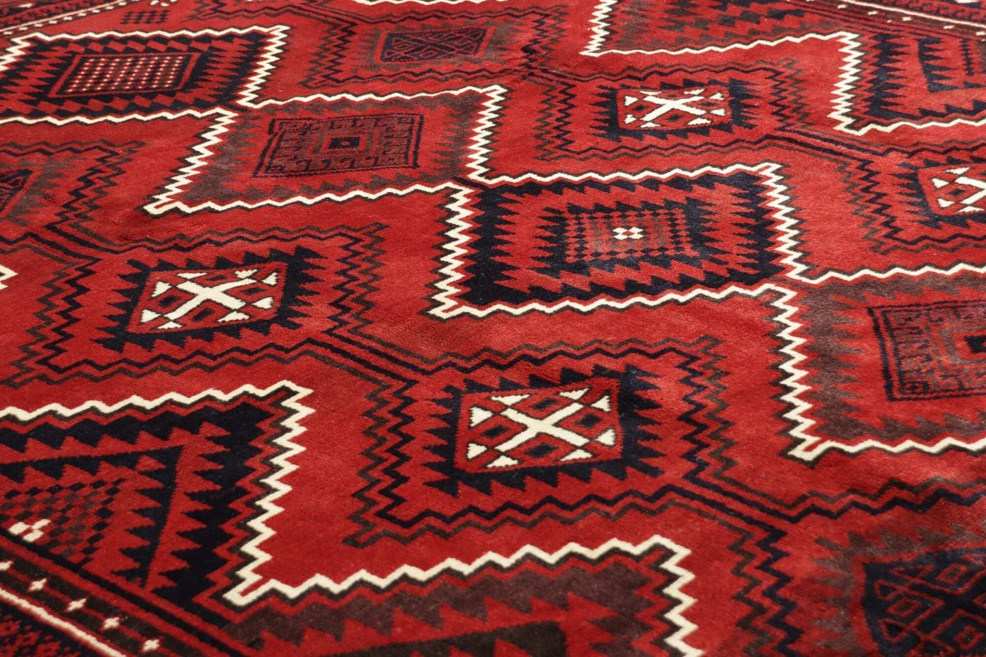 lori-orientteppich-240-x-290cm-geometrisches-muster-handgeknupft-7 Loribaft Persian Rug — hand-knotted, 240 × 290 cm, Wool