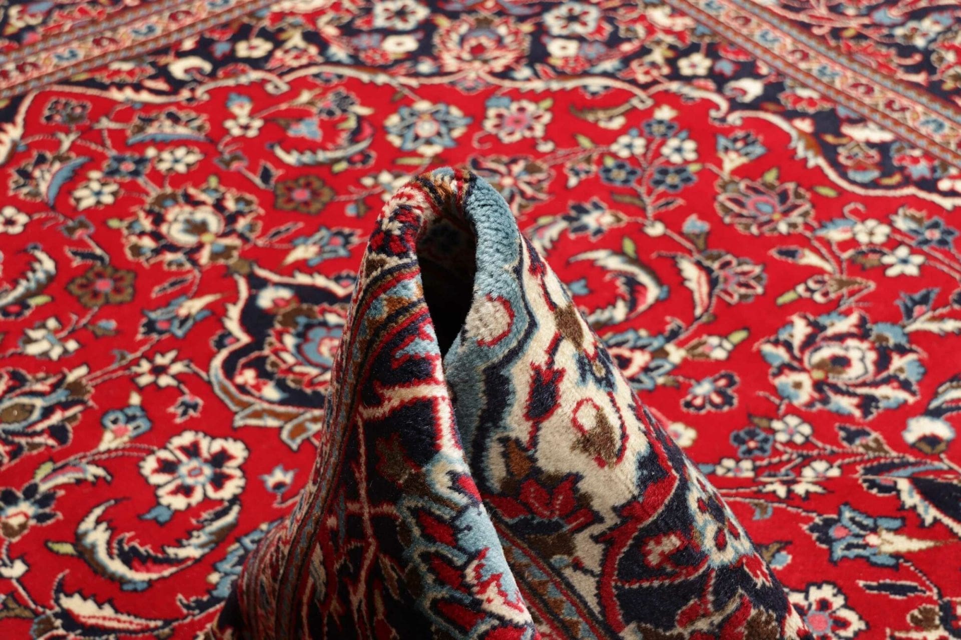 Kashan Persian Rug 259 × 386 cm, Wool, hand-knotted