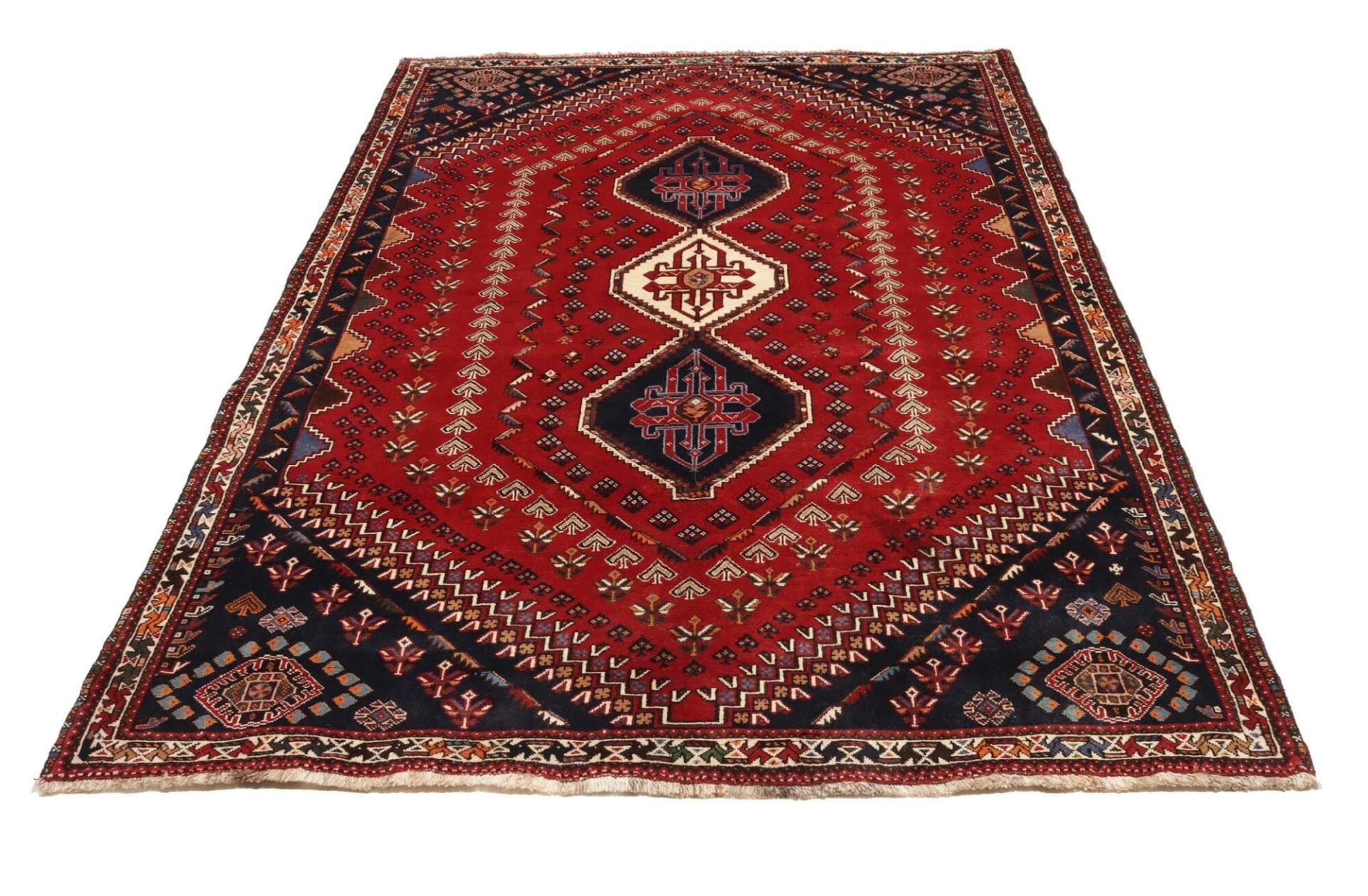 Qashqai Persian Rug 185 × 258 cm, Wool, hand-knotted