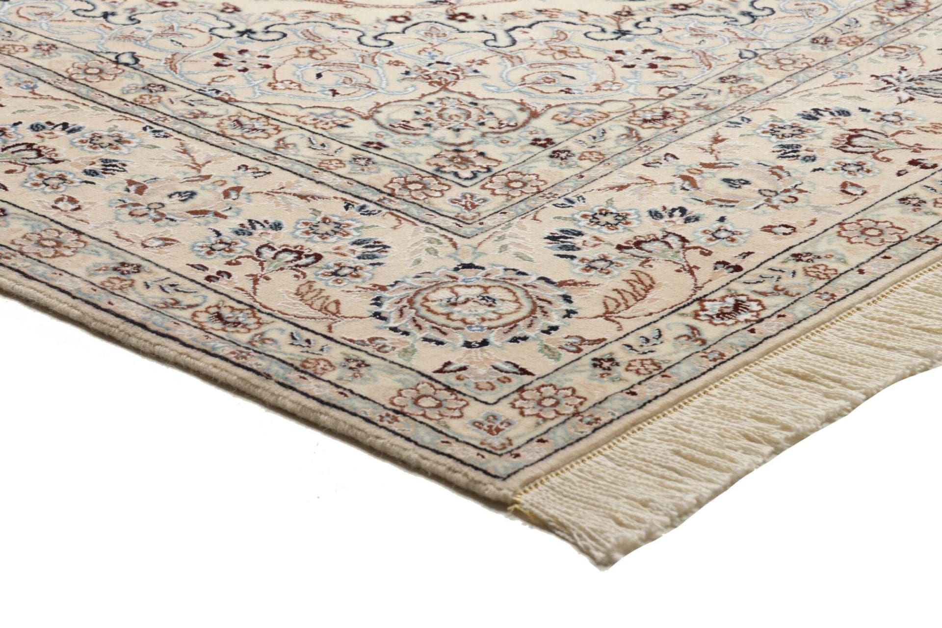 Hand-Knotted Wool Nain Persian Rug, 213 × 332 cm