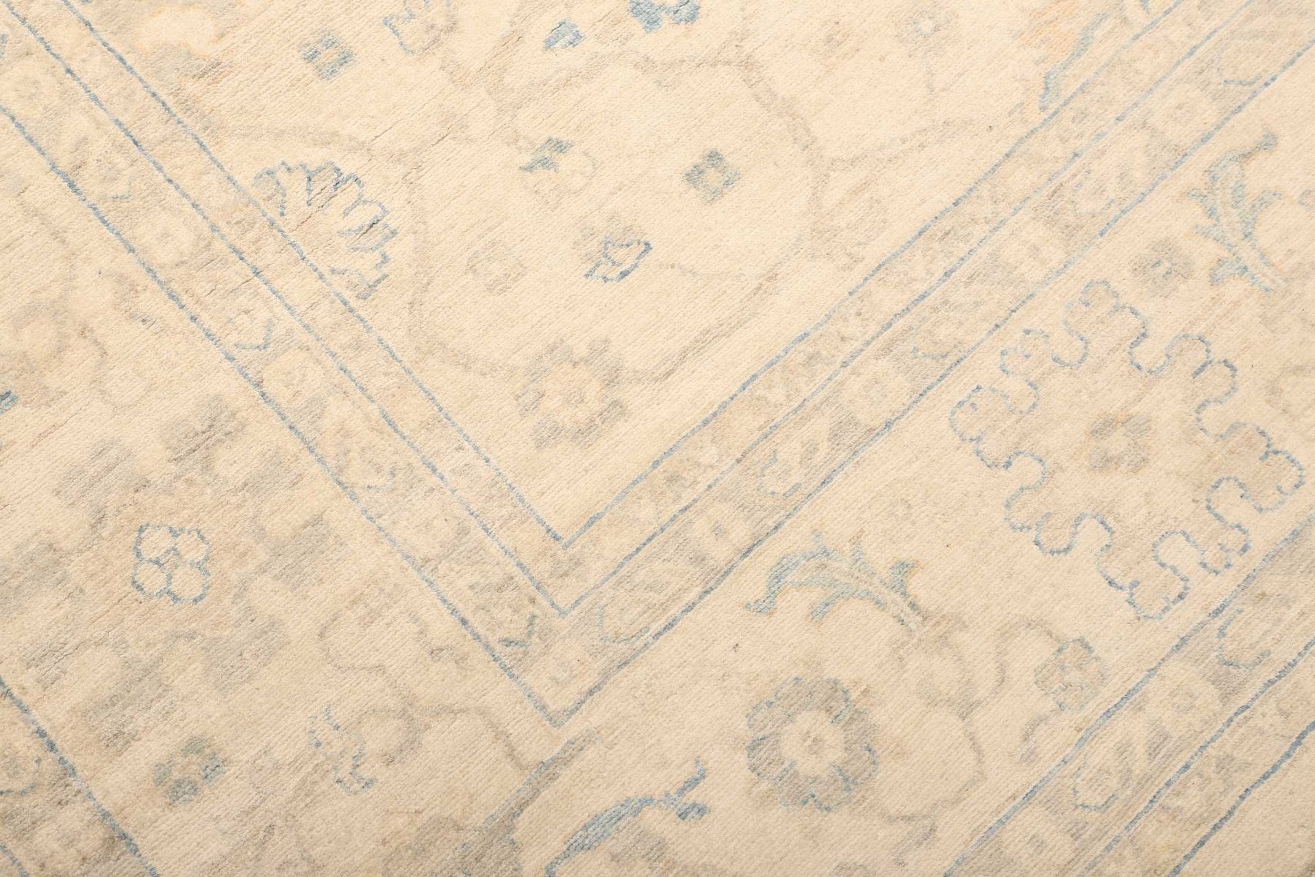 Hand-Knotted Wool Ziegler Pakistani Rug, 279 × 365 cm