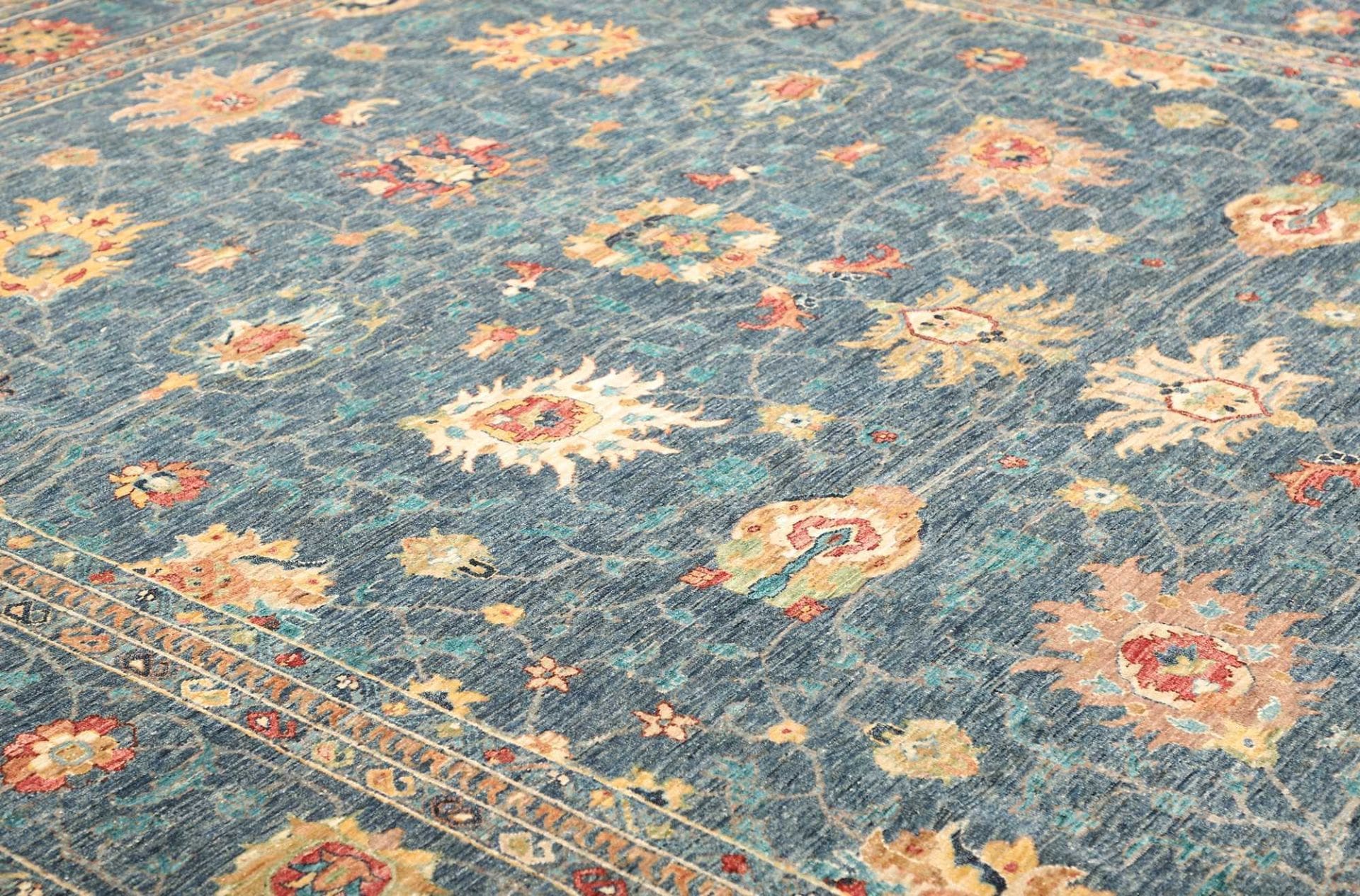 Hand-Knotted Wool Ziegler Pakistani Rug, 301 × 427 cm