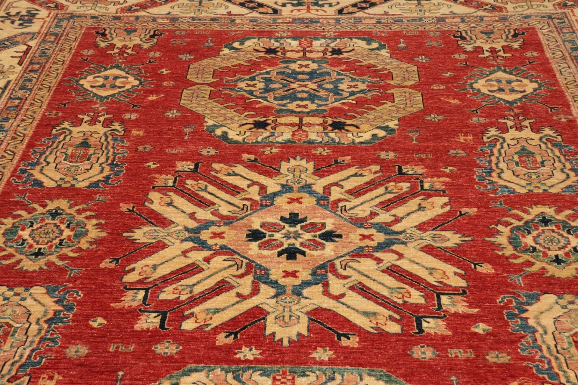 kazak-teppich-243-x-314-cm-geometrisches-muster-handgeknupft-6 Kazak Pakistani Rug 243 × 314 cm, Wool, hand-knotted