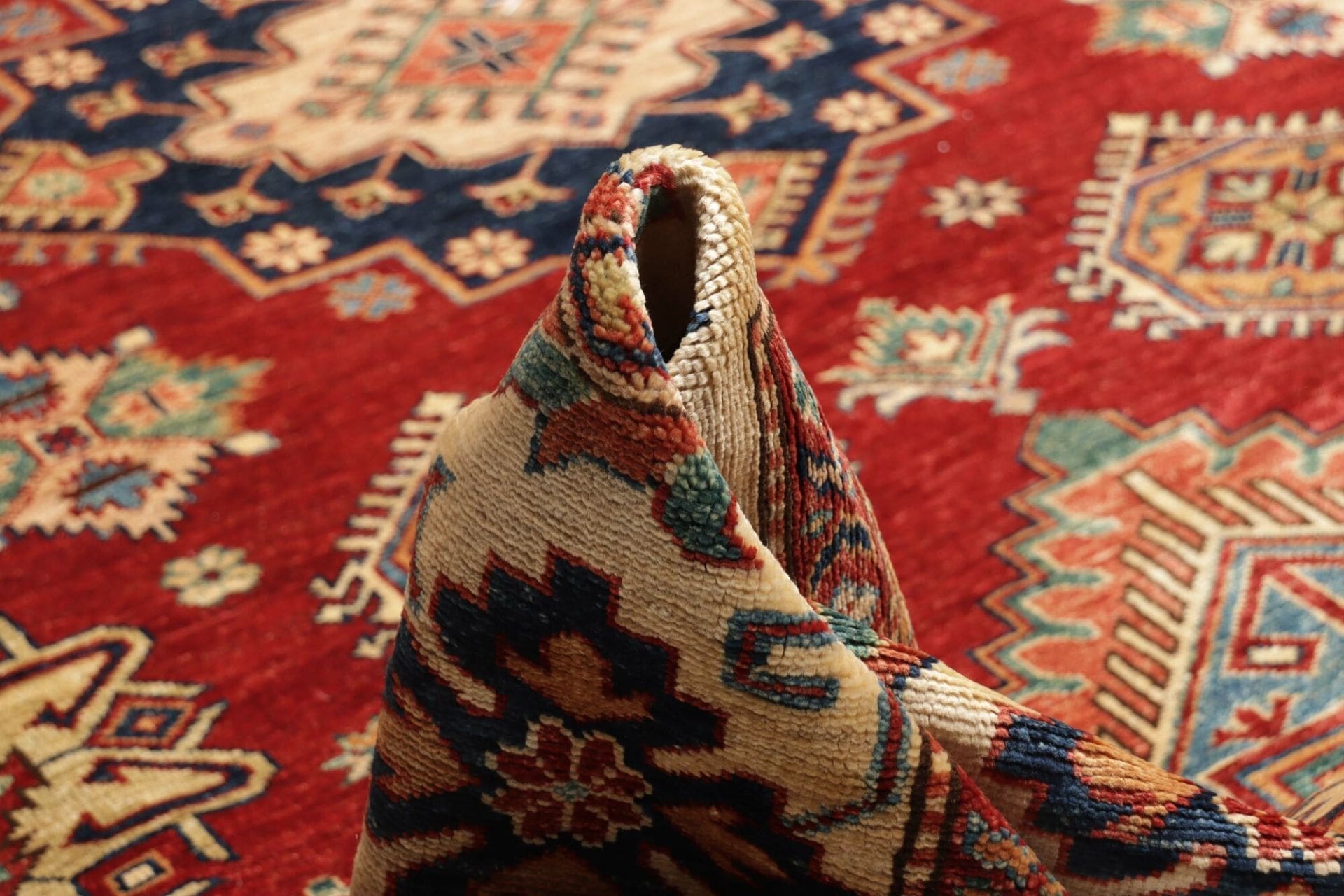 Kazak Pakistani Rug — hand-knotted, 283 × 370 cm, Wool
