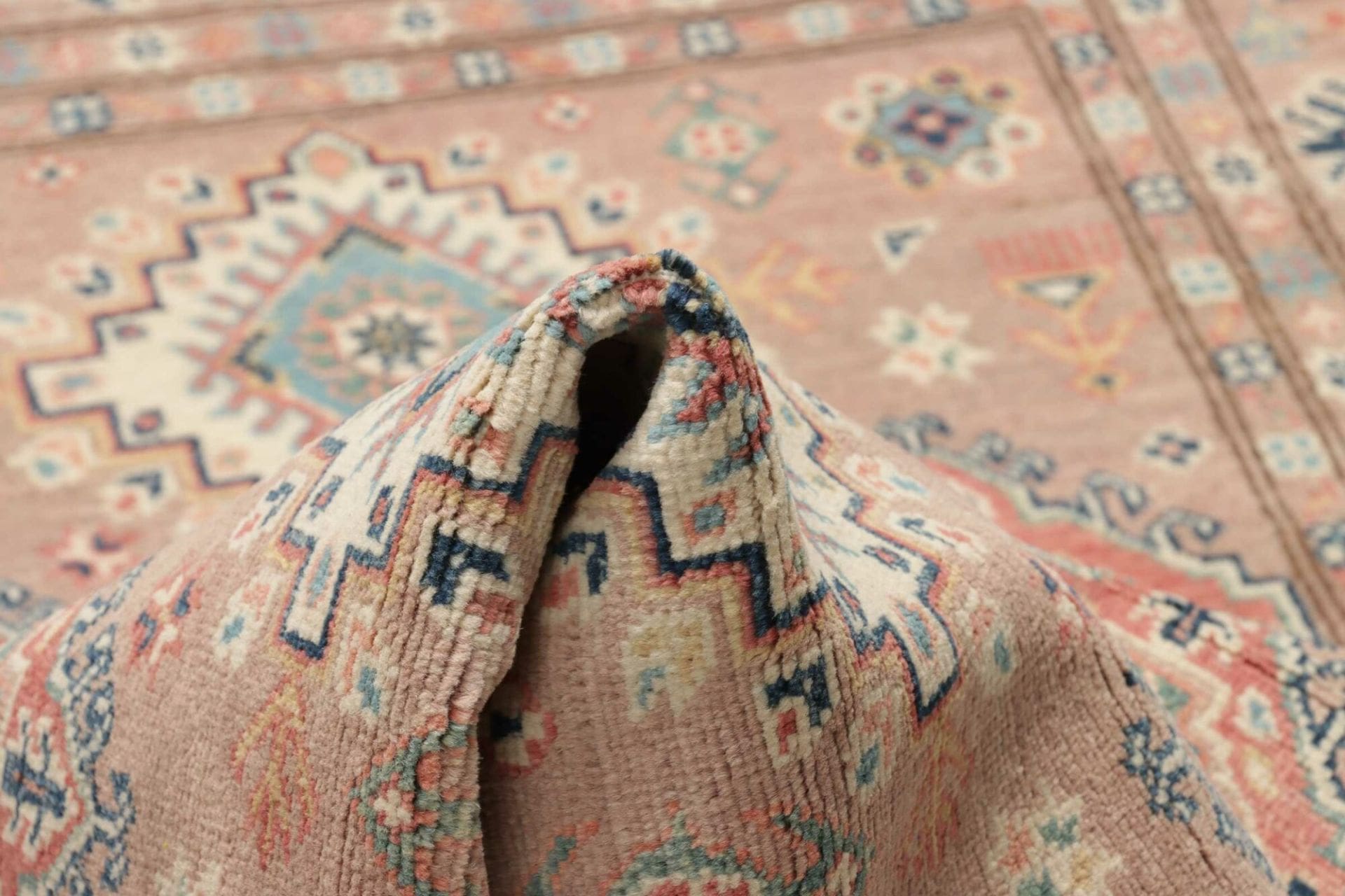 kazak-orientteppich-118-x-182cm-geometrisches-muster-handgeknupft-8 Kazak Pakistani Rug 118 × 182 cm, Wool, hand-knotted