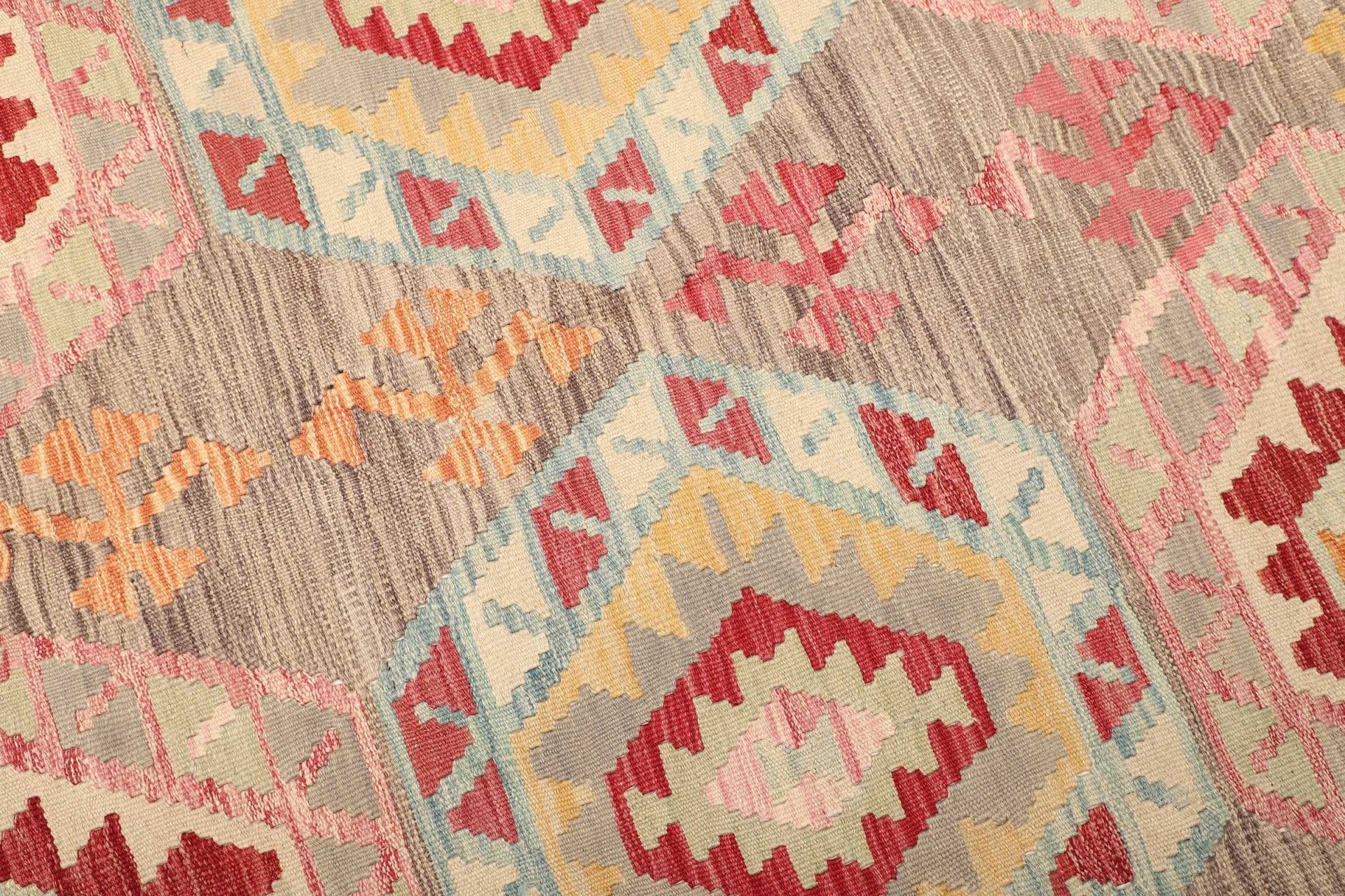 handgewebter-kelim-179-x-246cm-aus-schurwolle-rustikales-flair-3 Hand-Woven Wool Kilim Pakistani Rug, 179 × 246 cm