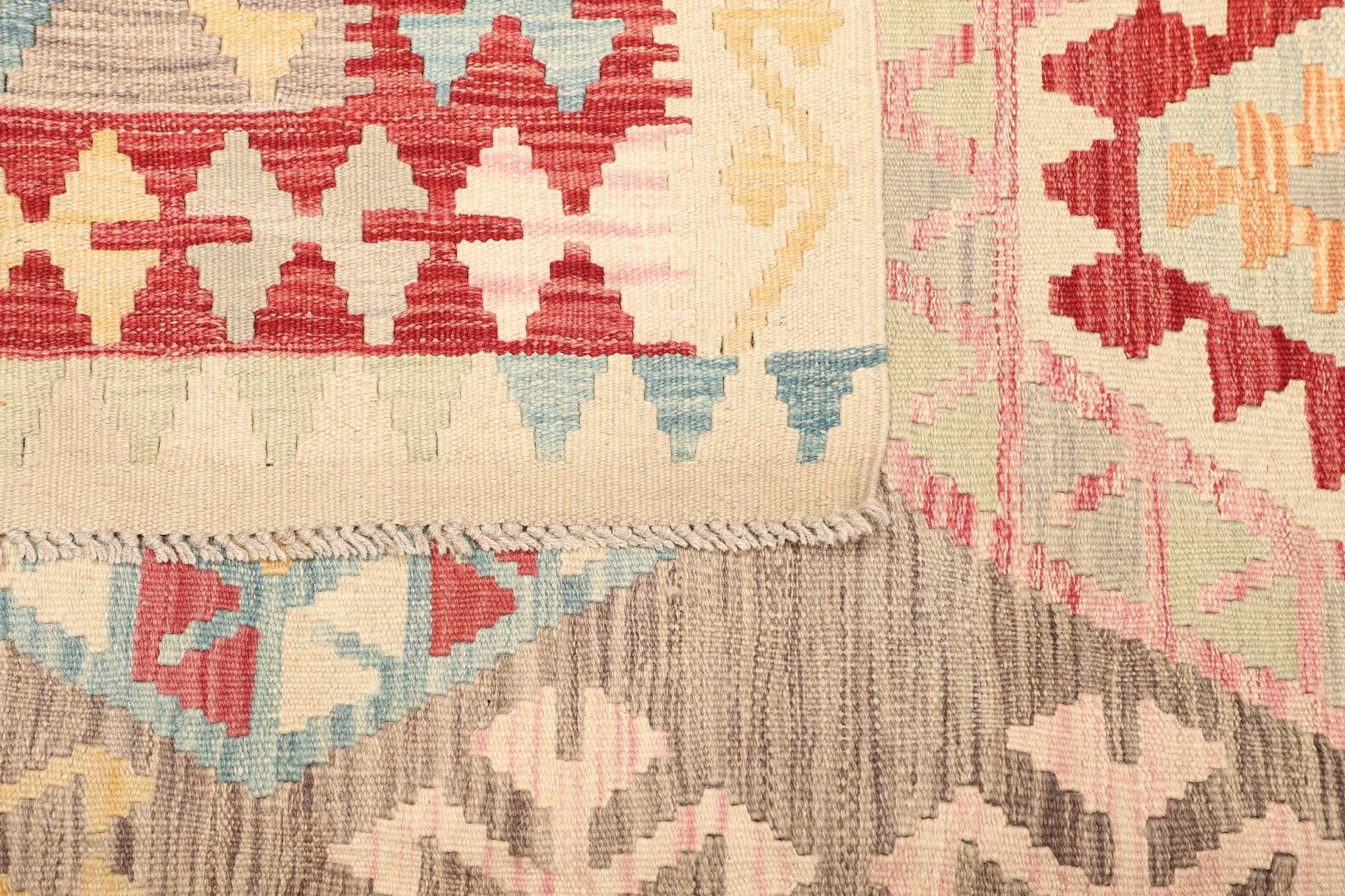 handgewebter-kelim-179-x-246cm-aus-schurwolle-rustikales-flair-4 Hand-Woven Wool Kilim Pakistani Rug, 179 × 246 cm