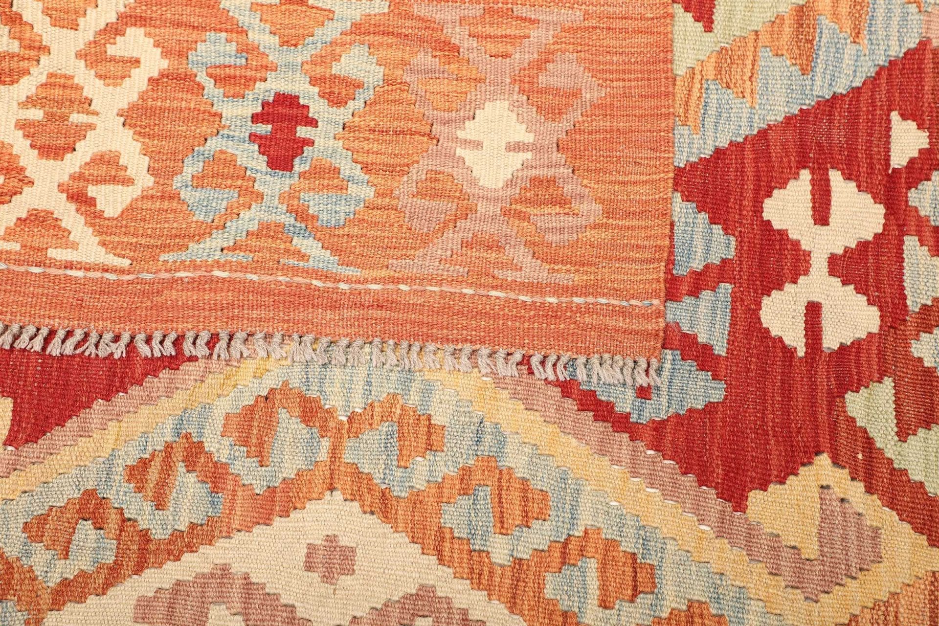 Hand-Woven Wool Kilim Pakistani Rug, 185 × 248 cm