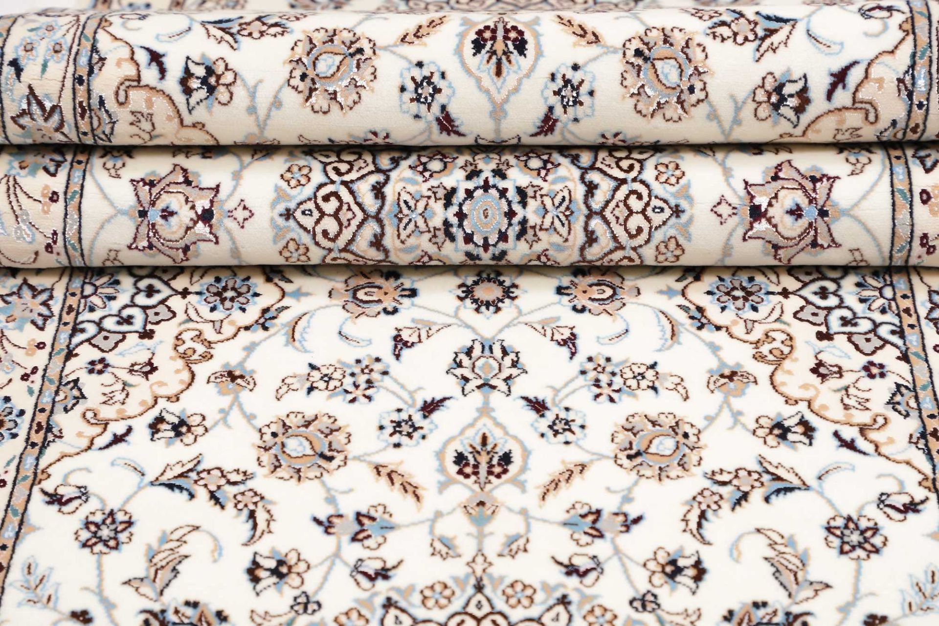 Hand-Knotted Wool Nain Persian Rug, 83 × 600 cm