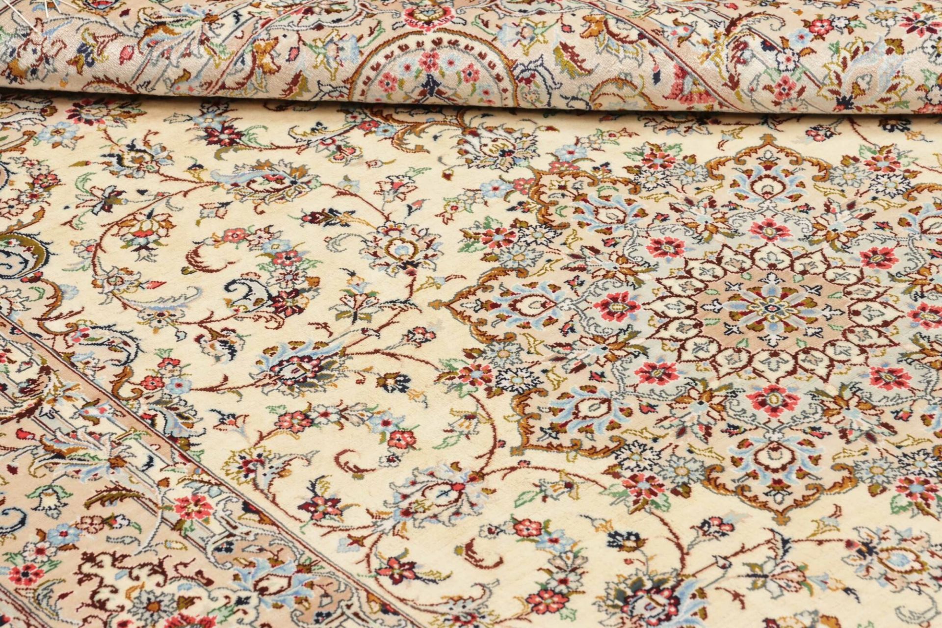 Qom Persian Rug — hand-knotted, 102 × 150 cm, Silk