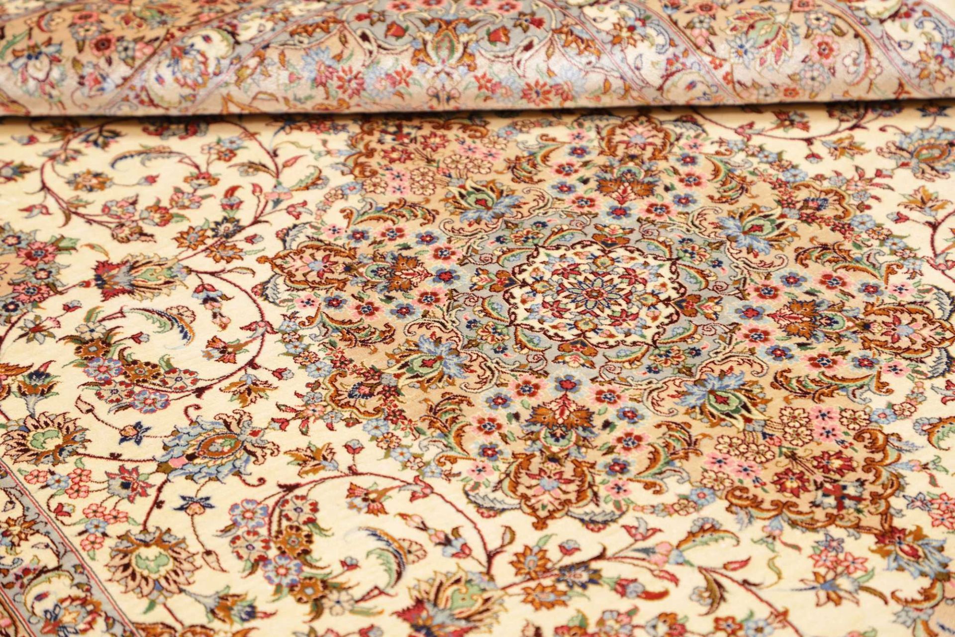 rwsw2_40_408546-10_1920x1920 Qom Persian Rug 138 × 199 cm, Silk, hand-knotted