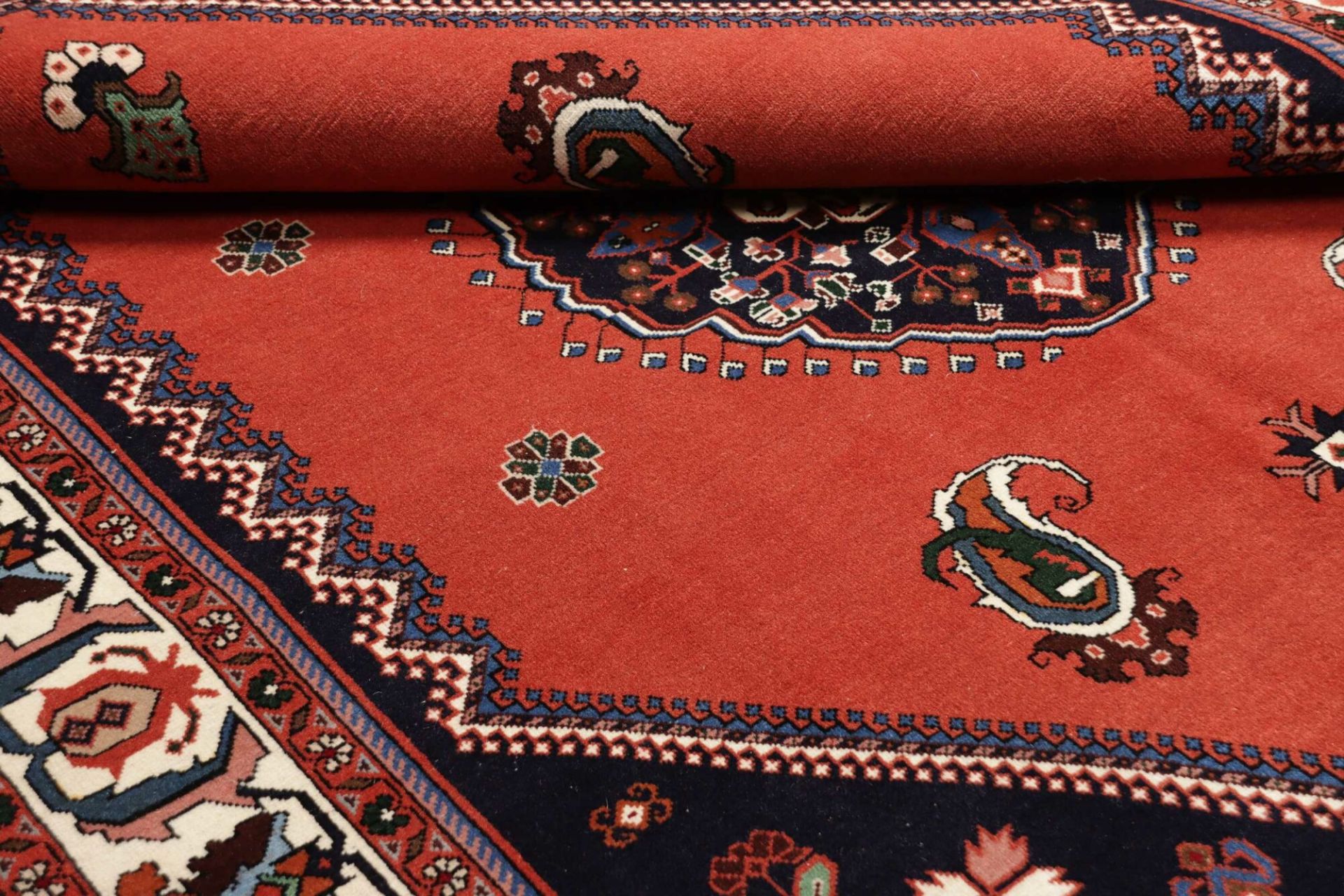 Hand-Knotted Wool Persian Rug, 152 × 201 cm