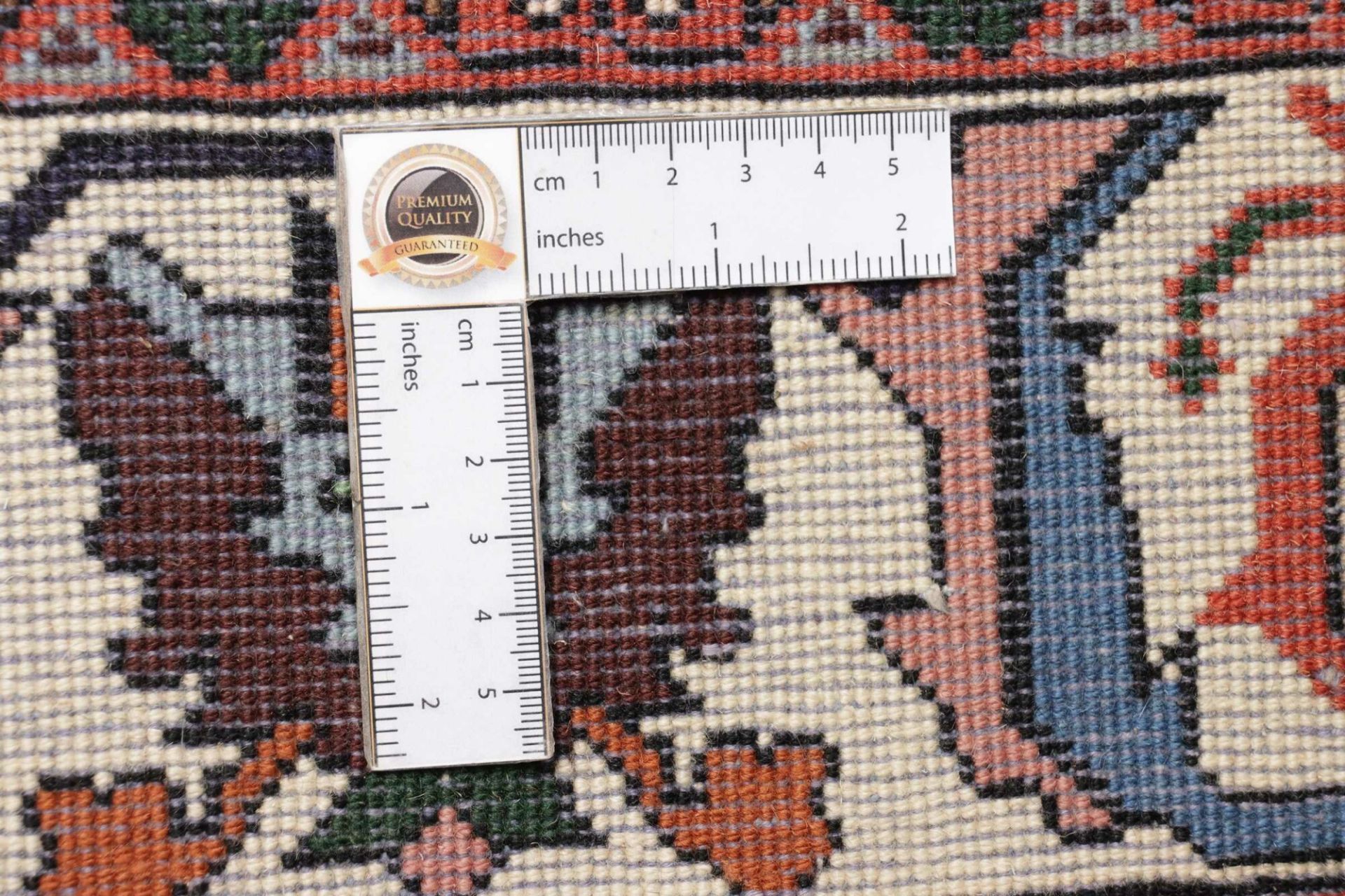 Hand-Knotted Wool Persian Rug, 152 × 201 cm