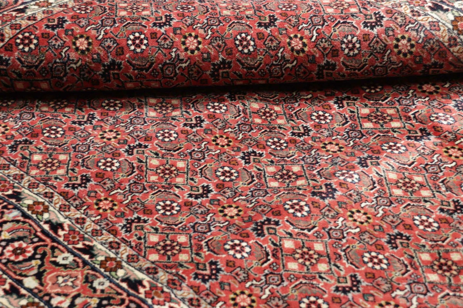 Bijar Persian Rug — hand-knotted, 133 × 205 cm, Wool