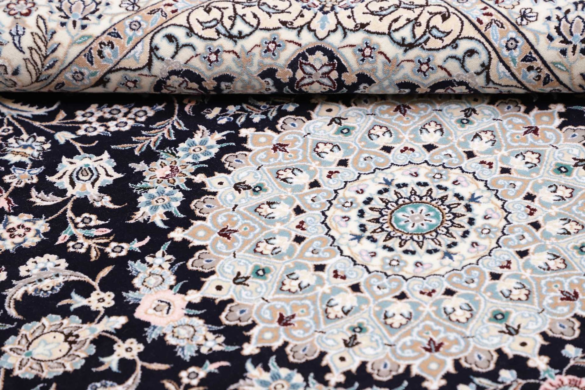 Hand-Knotted Wool Nain Persian Rug, 128 × 190 cm