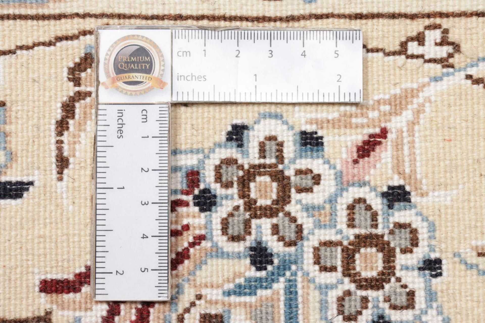 Nain Persian Rug — hand-knotted, 259 × 355 cm, Wool