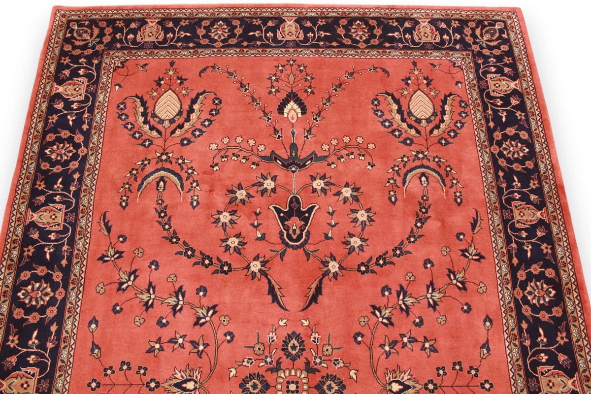 Sarouk Farahan Persian Rug