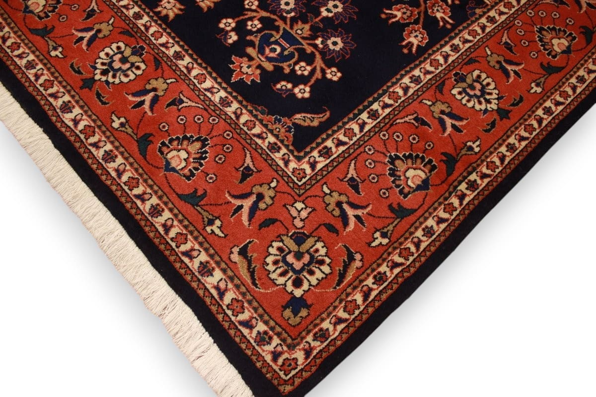 Sarouk Farahan Persian Rug — handmade, Wool