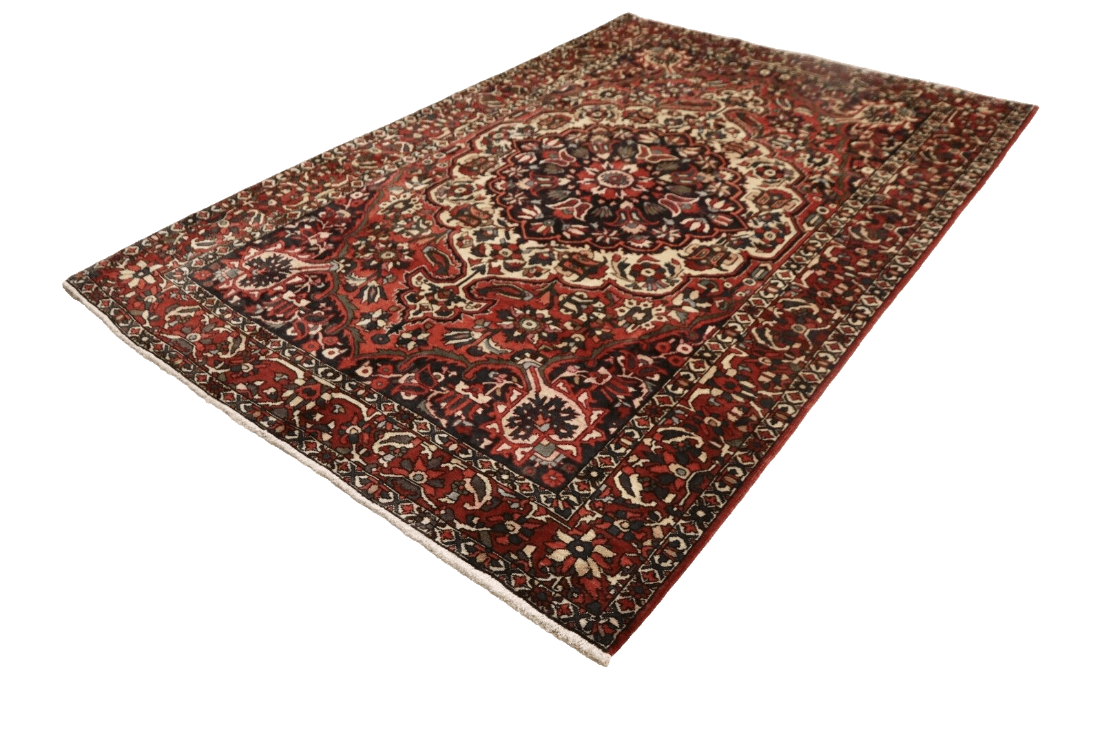 Hand-Knotted Wool Bakhtiari Persian Rug, 310 × 205 cm