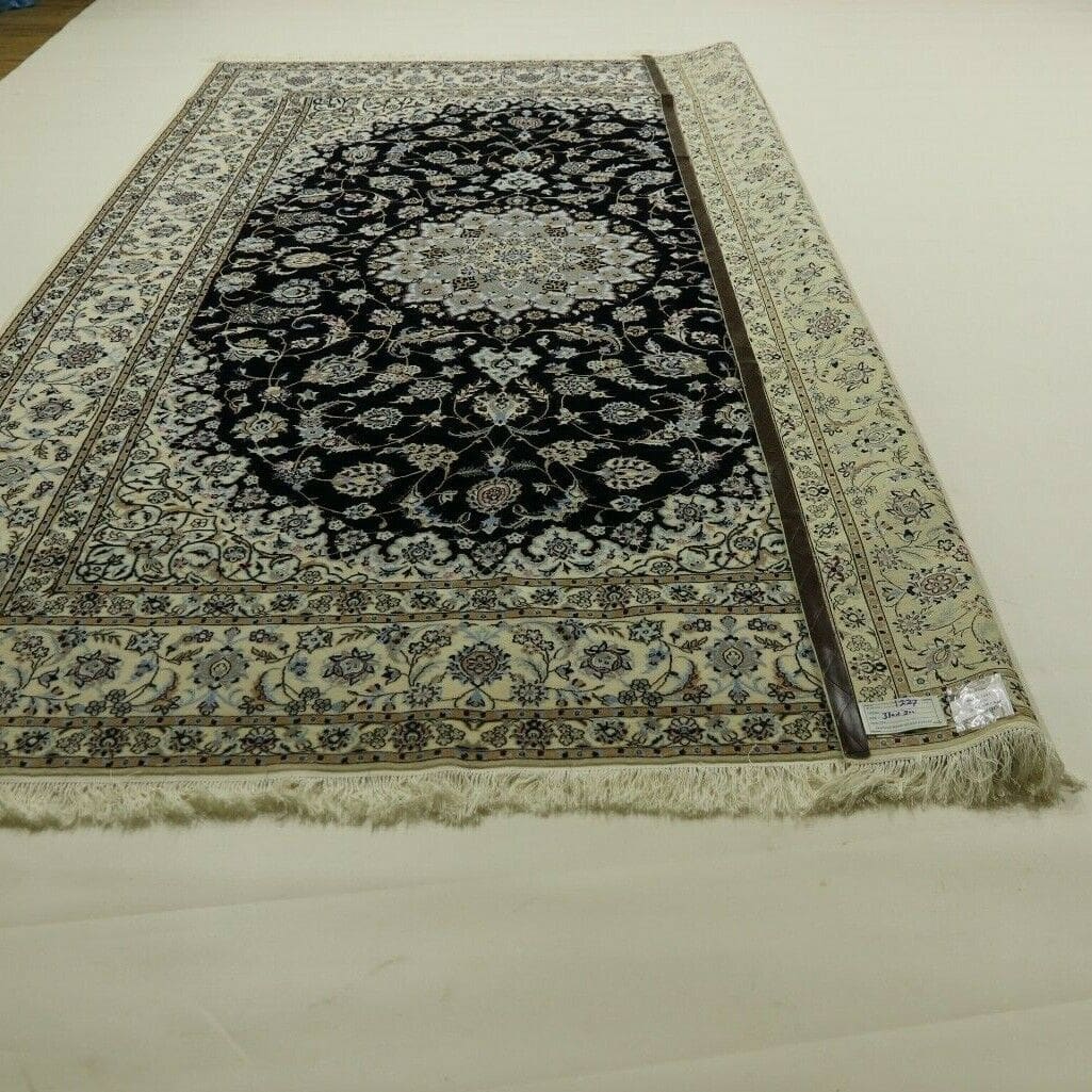 Nain Persian Rug — hand-knotted, 310 × 200 cm, Wool & Silk