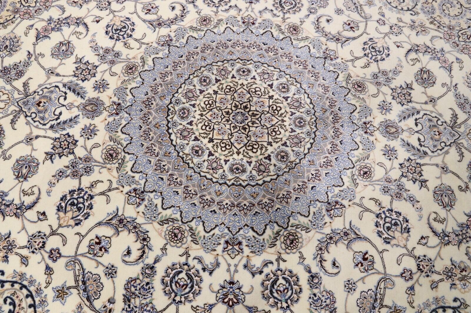 Nain Persian Rug 415 × 300 cm, Wool & Silk, hand-knotted