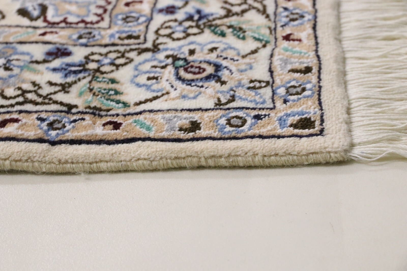 Nain Persian Rug 415 × 300 cm, Wool & Silk, hand-knotted