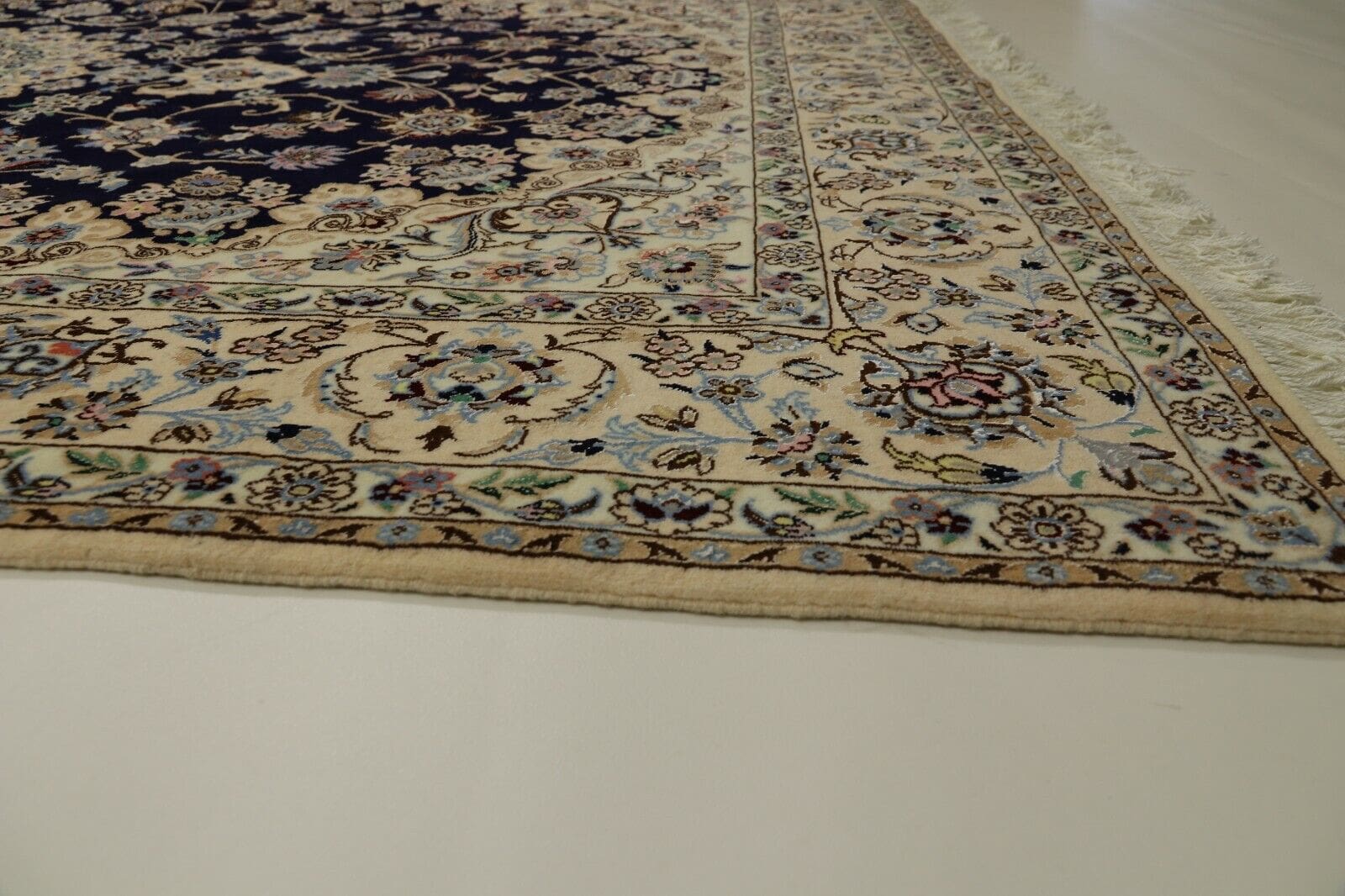 wunderschoner-super-nain-perserteppich-298-x-204-cm-500000-knoten-1-8 Nain Persian Rug 296 × 203 cm, Wool, hand-knotted