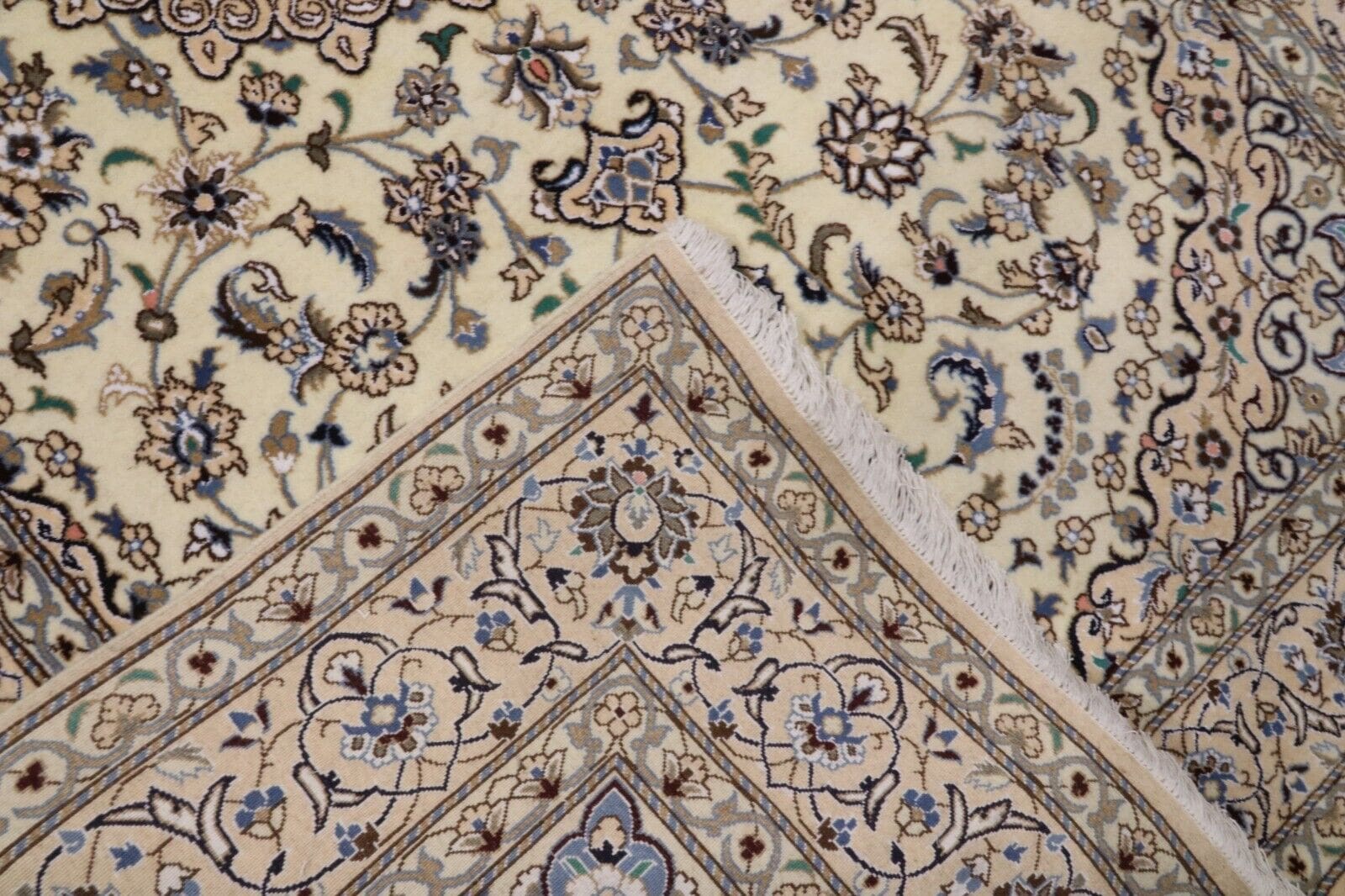 Nain Persian Rug — hand-knotted, 250 × 157 cm, Wool & Silk