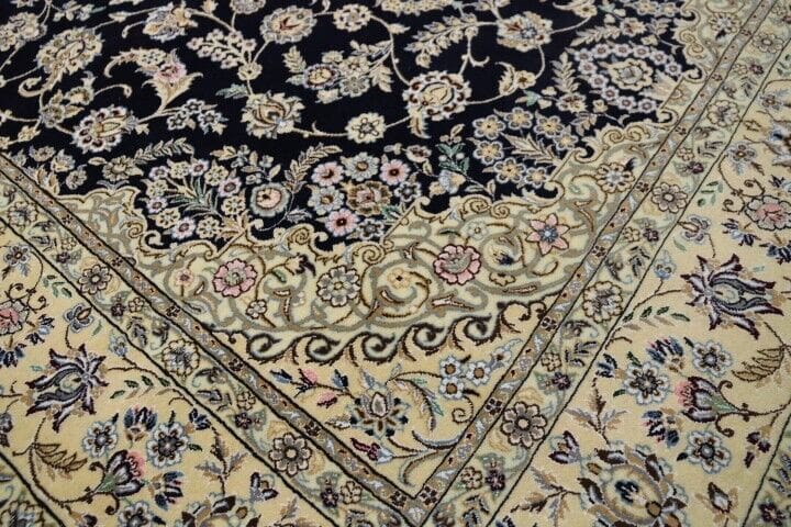wunderschoner-perserteppich-337x214cm-500000-knoten-handgeknupft-2 Oriental Persian Rug — hand-knotted, 335 × 213 cm, Wool & Silk