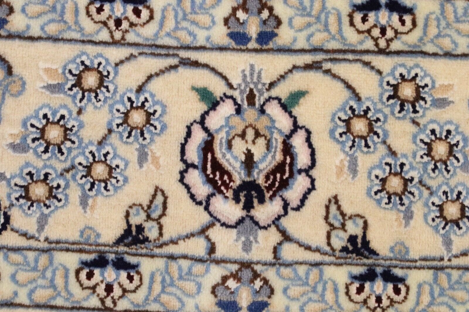 Nain Persian Rug 172 × 117 cm, Wool & Silk, hand-knotted