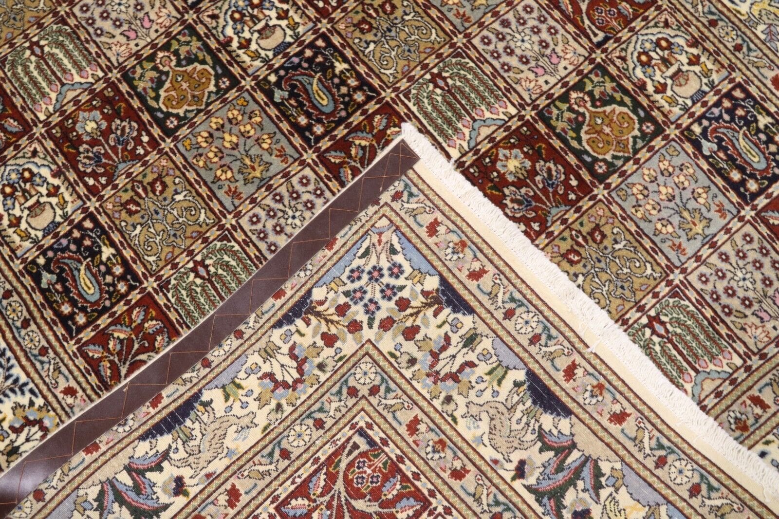 Oriental Persian Rug — hand-knotted, 195 × 148 cm, Wool & Silk