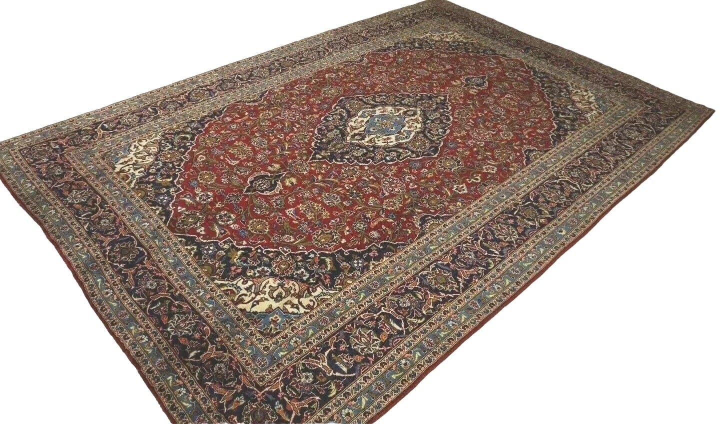 Hand-Knotted Wool Kashan Persian Rug, 346 × 244 cm