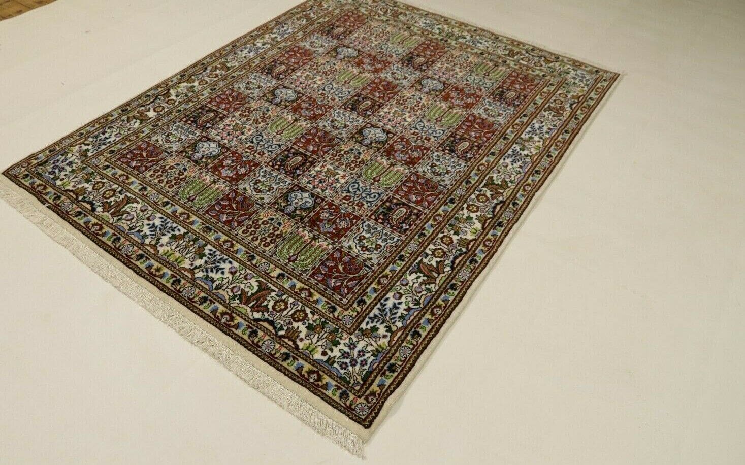 Moud Persian Rug — hand-knotted, 195 × 150 cm, Wool