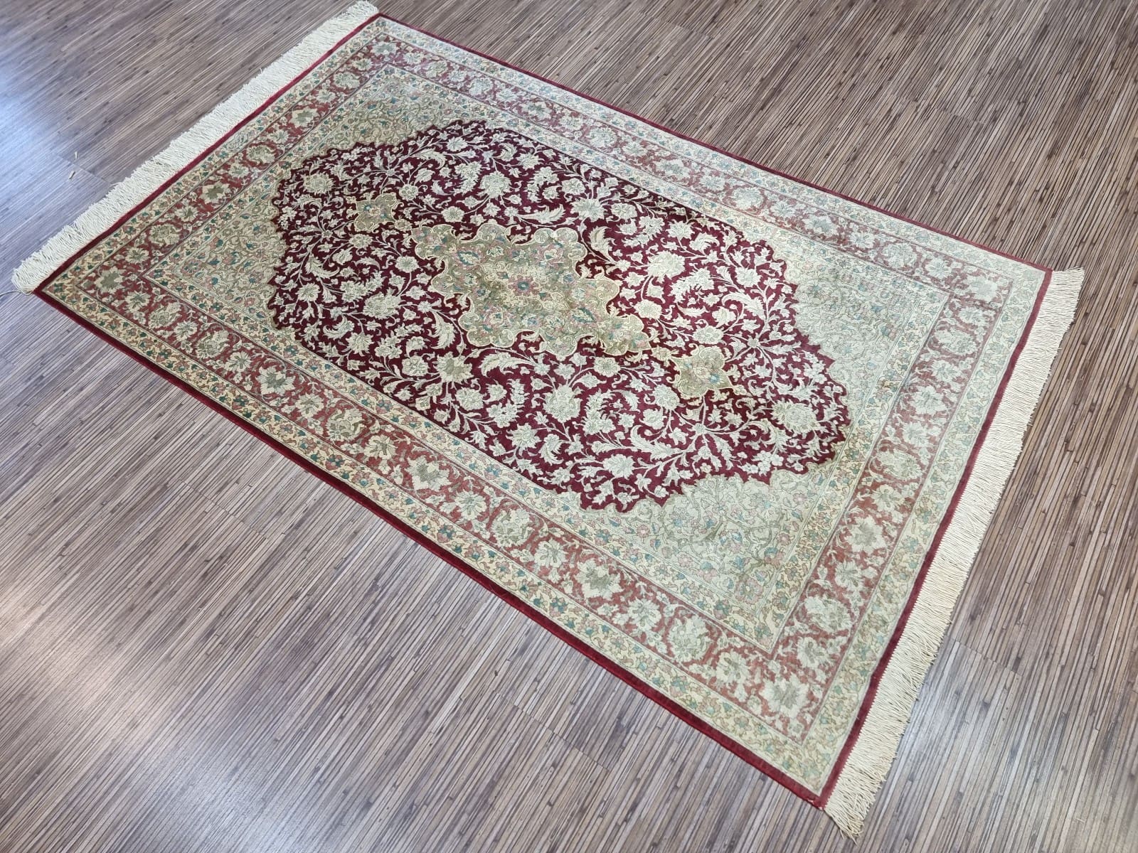 Qom Persian Rug — hand-knotted, 152 × 97 cm, Silk