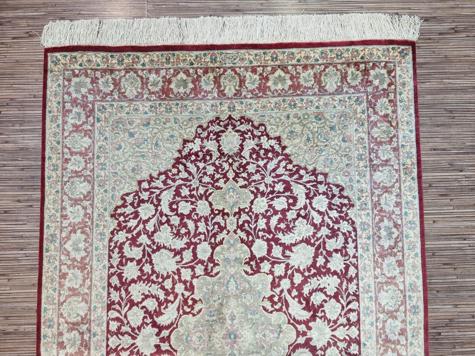 Qom Persian Rug — hand-knotted, 152 × 97 cm, Silk