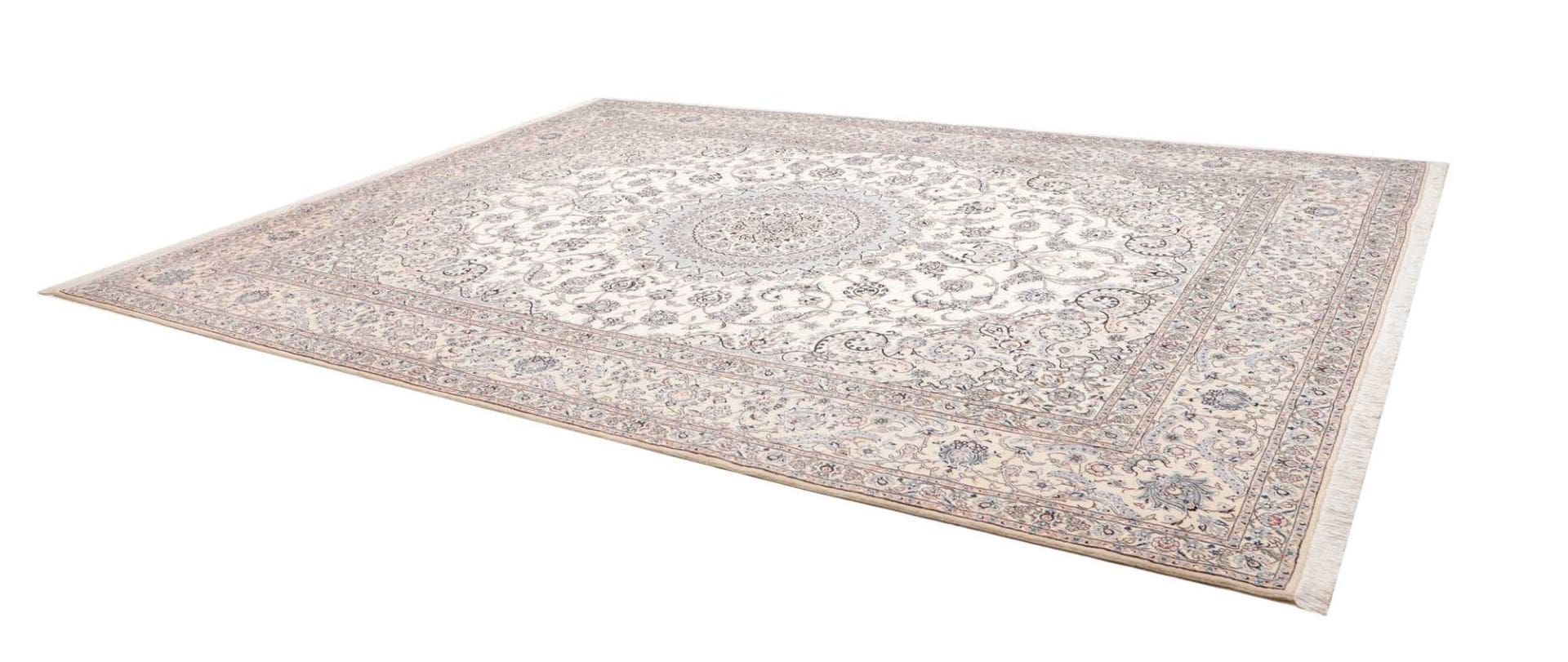 nain-teppich-306-x-423-cm-handgeknupft-florale-muster-perserteppich-2 Nain Persian Rug 306 × 423 cm, Wool, hand-knotted